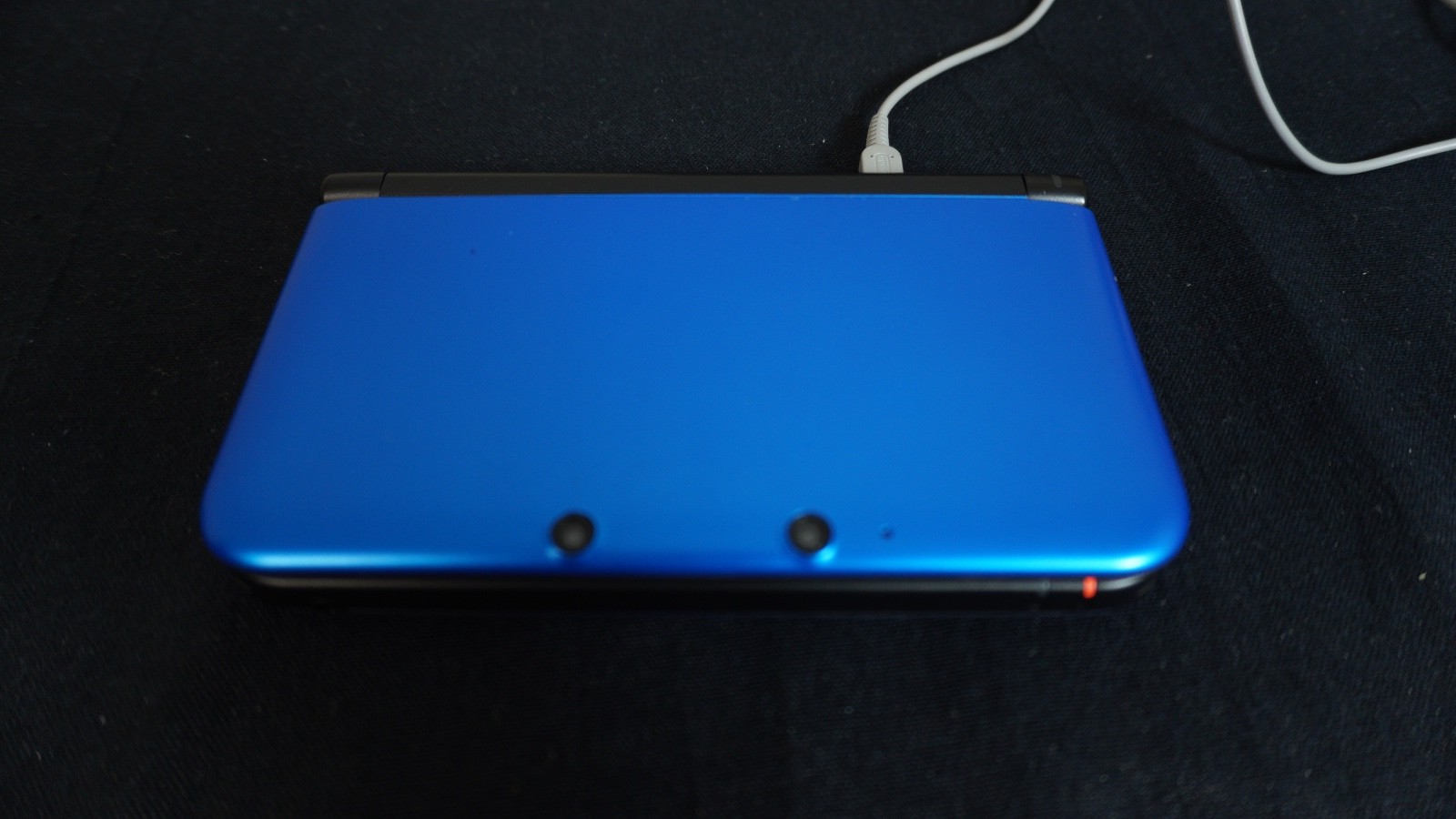 Nintendo 3DS XL – Blue (Console, Charger + 2 Game Bundle), Tested and Working