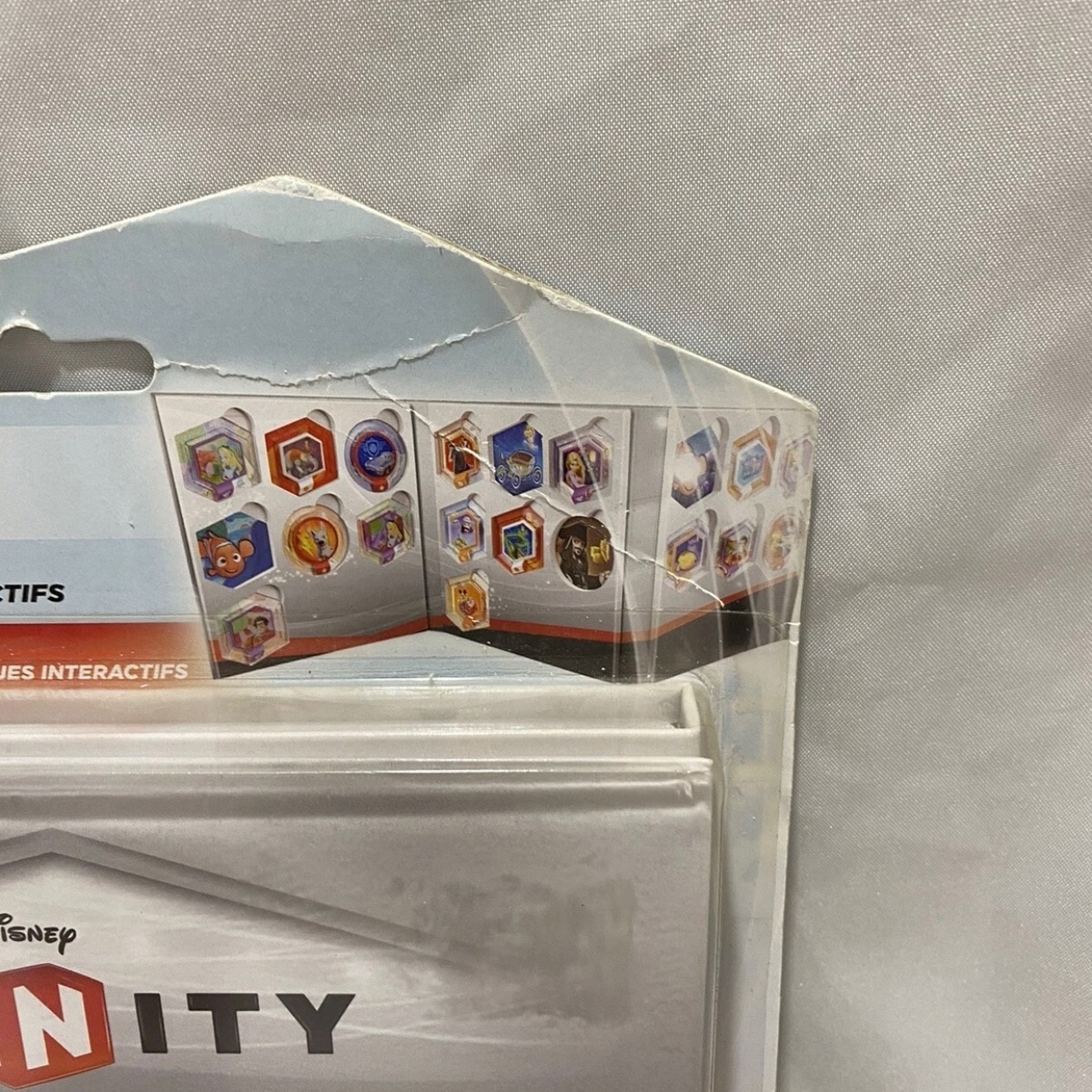 Disney Infinity 2.0 Power Disc Album Storage Case Collector Book Video Game