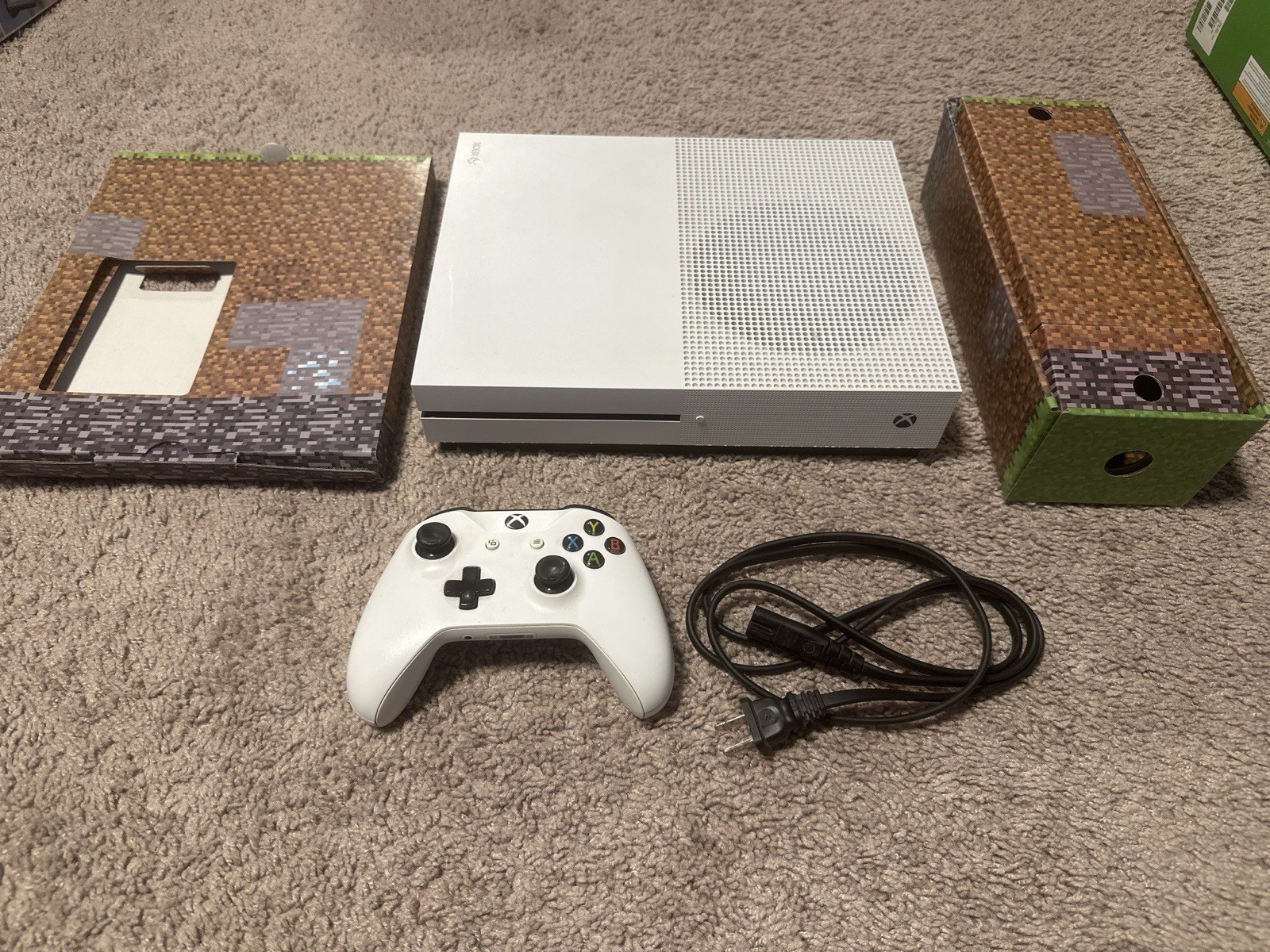 Xbox One S 1TB Minecraft Limited Edition Console CIB + 8 Games Bundle