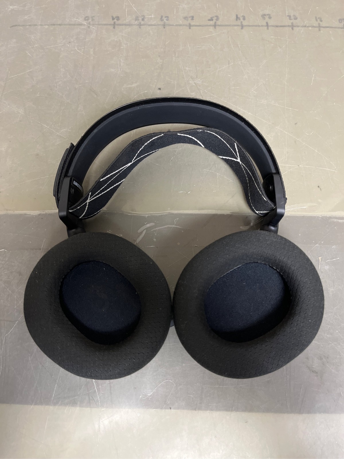 SteelSeries Arctis Nova 3P Wireless Multi-Platform Gaming Headset — Mobile App 2