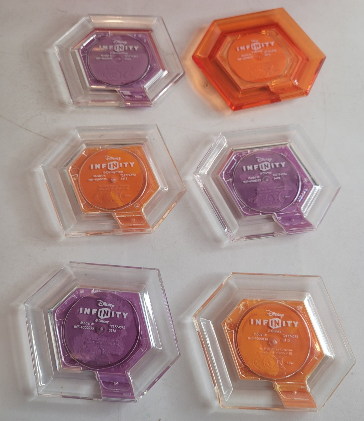 Disney Infinity Power Disc Capsule with 6 Power Discs Lot