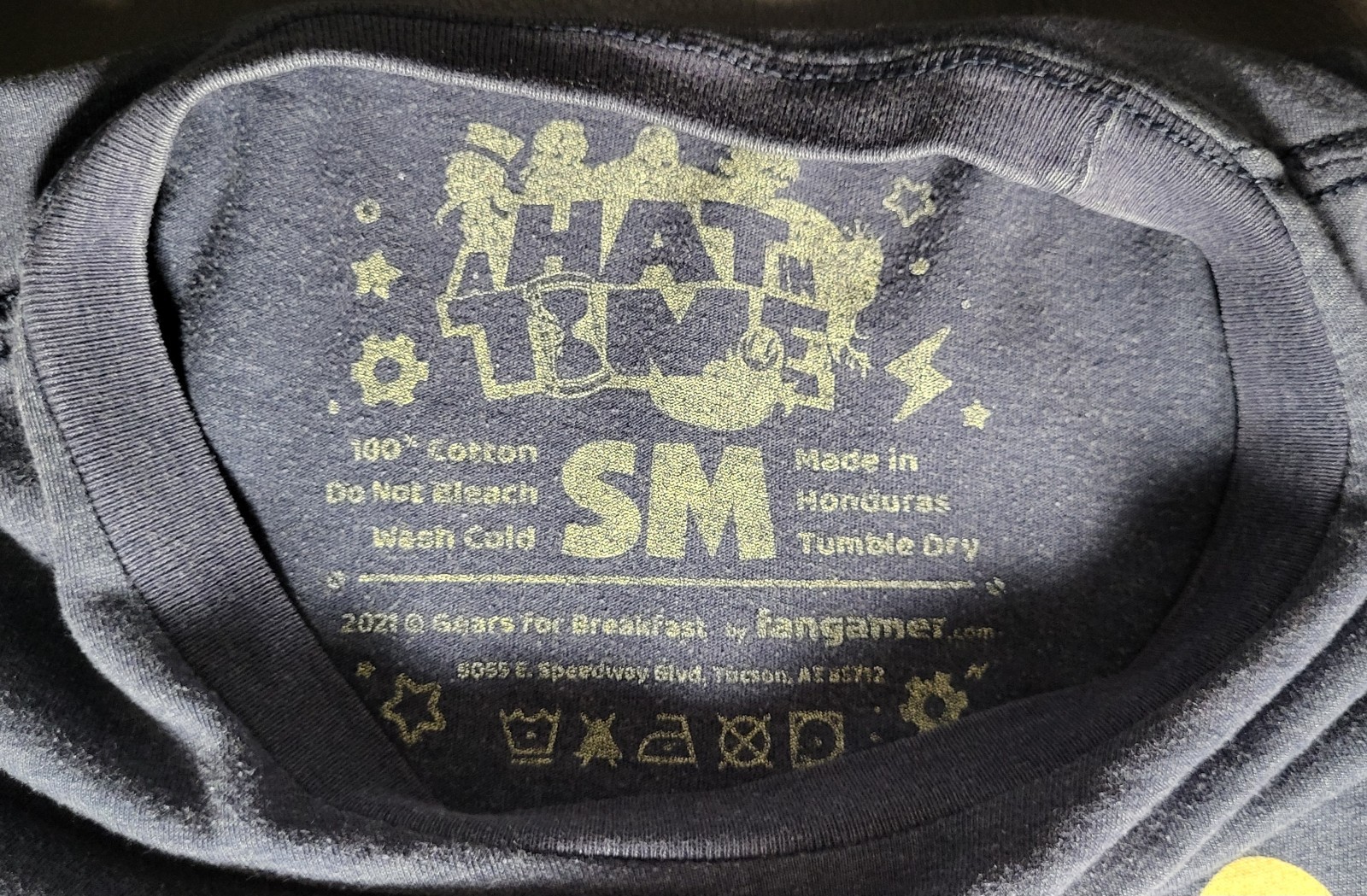 A Hat in Time Nintendo Switch + Fangamer Shirt & Sticker