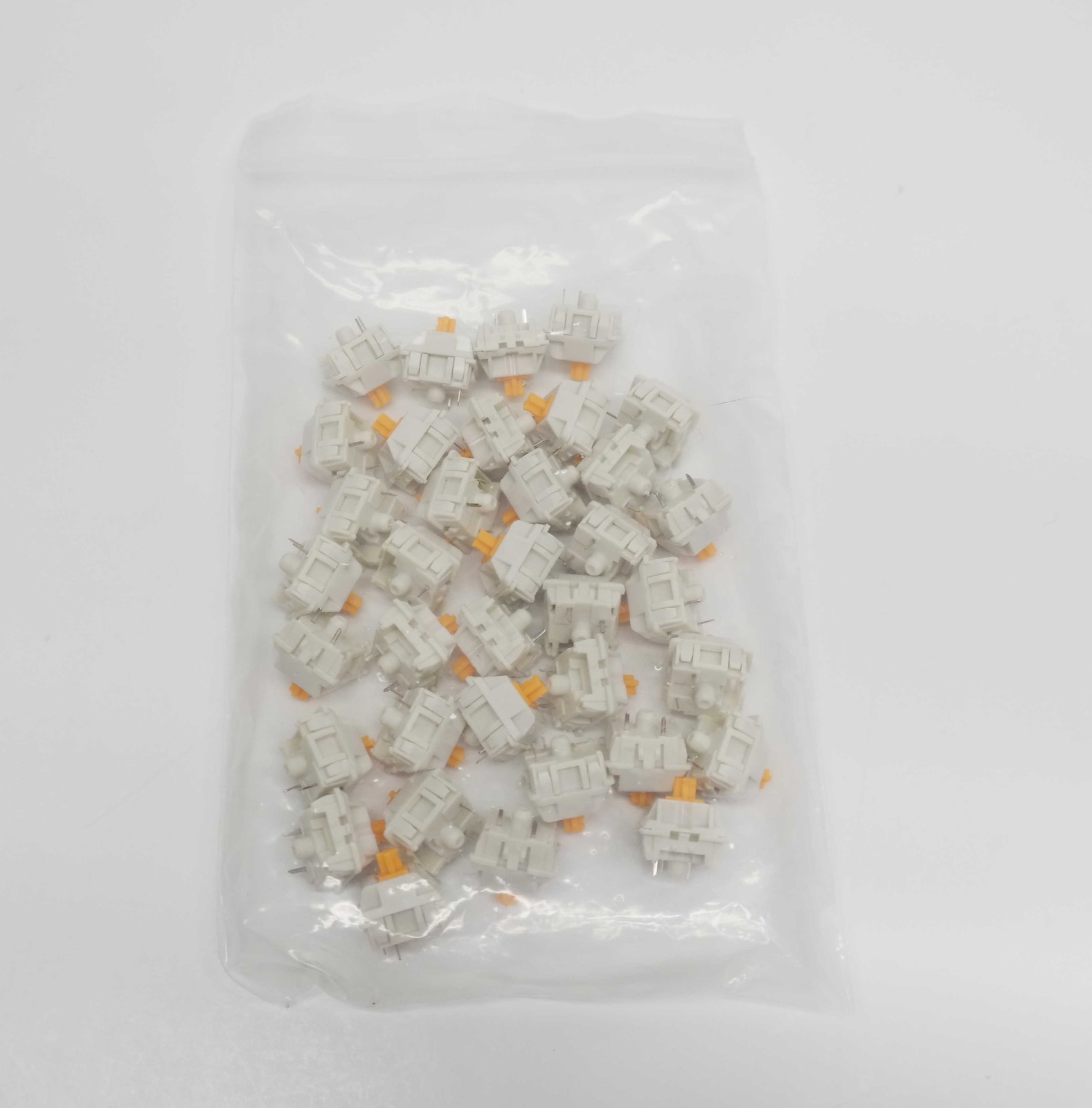 Glorious Lubed Mechanical Keyboard 3-pin Hot Swappable Switches (36x) – Tactile