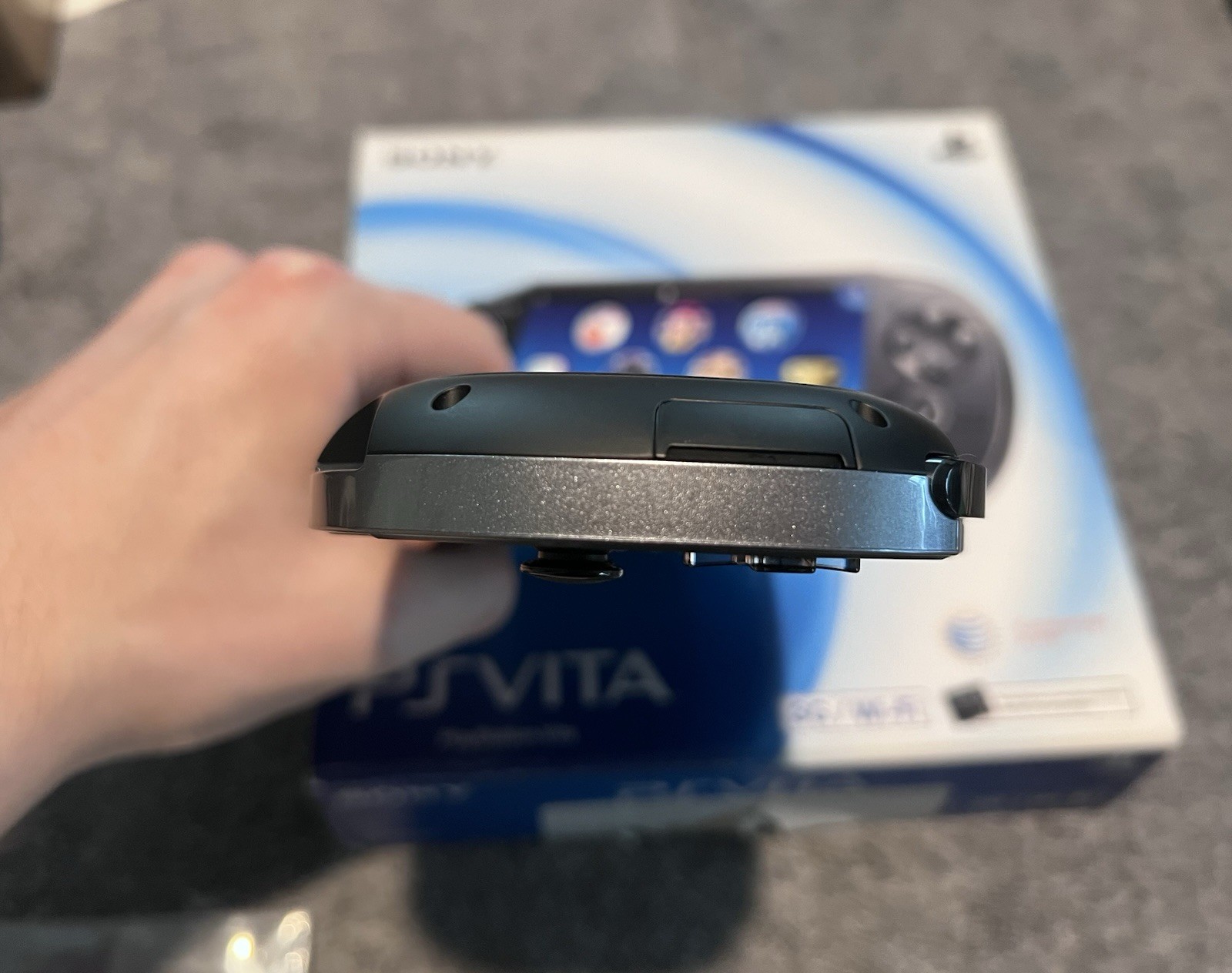 PlayStation Vita PCH-1101 COMPLETE IN BOX Manual Inserts Tested 4GB Memory Card