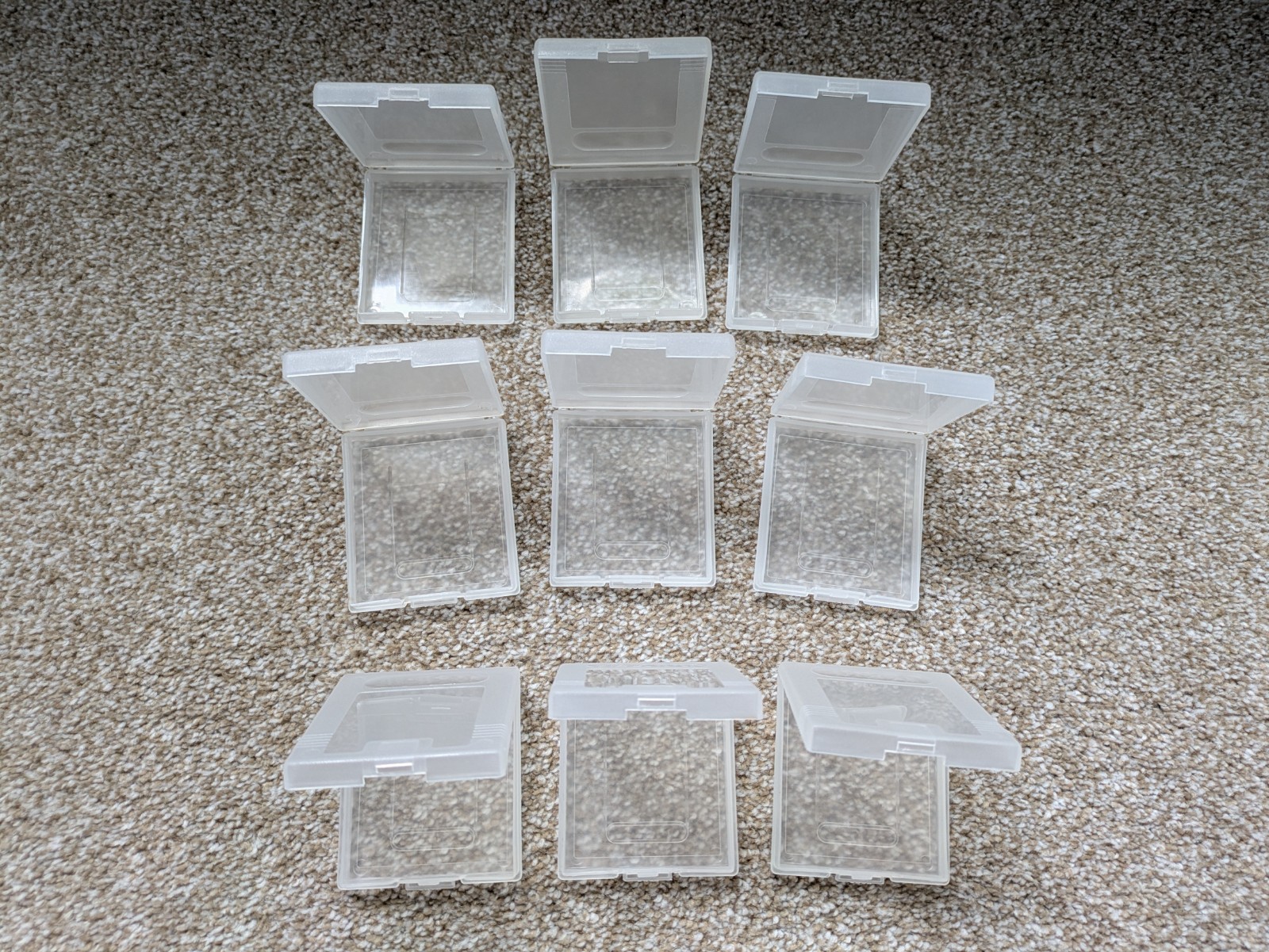 Lot of 16 Clear Generic Dust Cover Clamshell Cases – 9x Game Boy DMG/GBC, 7x GBA