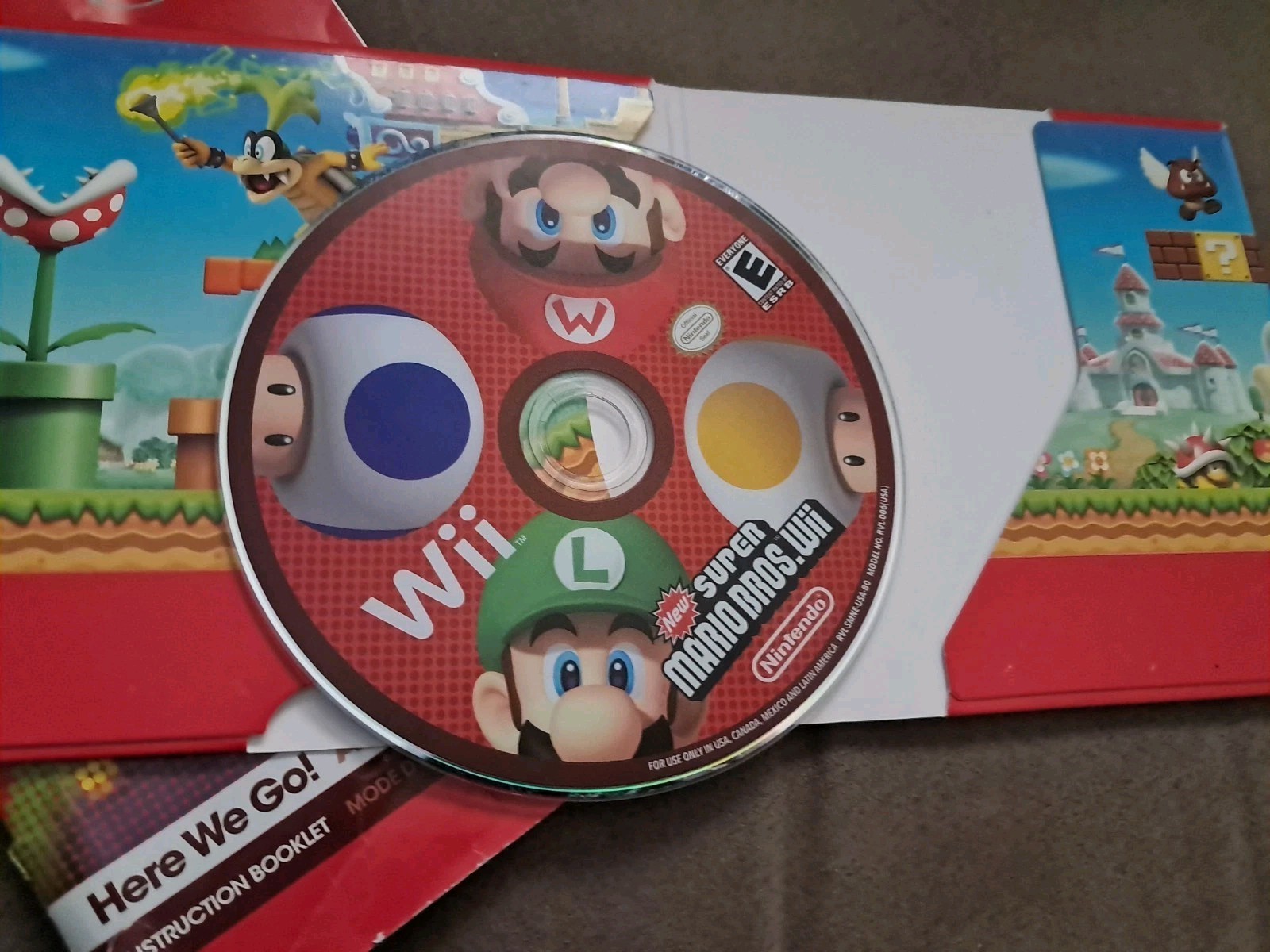 New Super Mario Bros. Wii (Nintendo Wii, 2009) Cardboard Sleeve – Tested Working