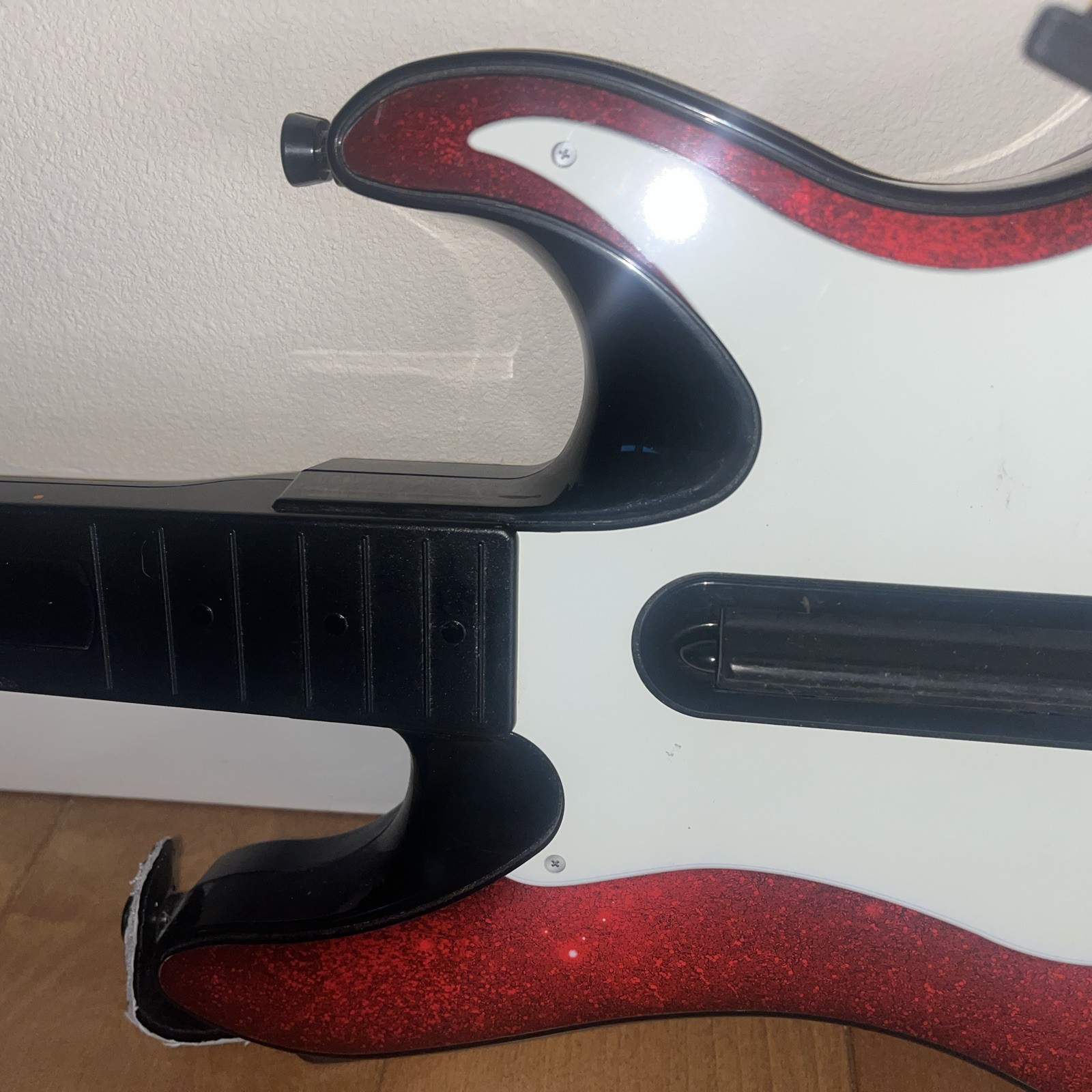 RedOctane Xbox 360 Guitar Hero 5 Wireless Cherry Controller 95905.805 Tested