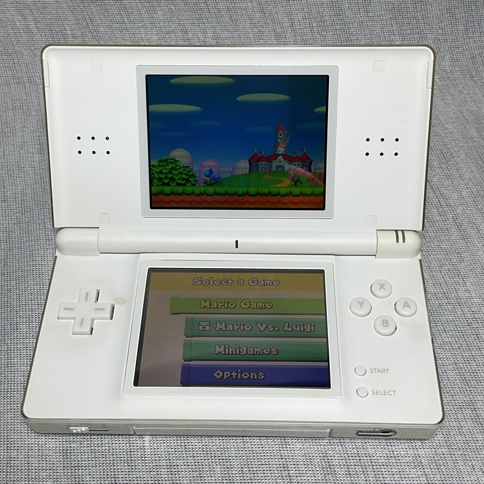 Nintendo DS Lite Console – Polar White