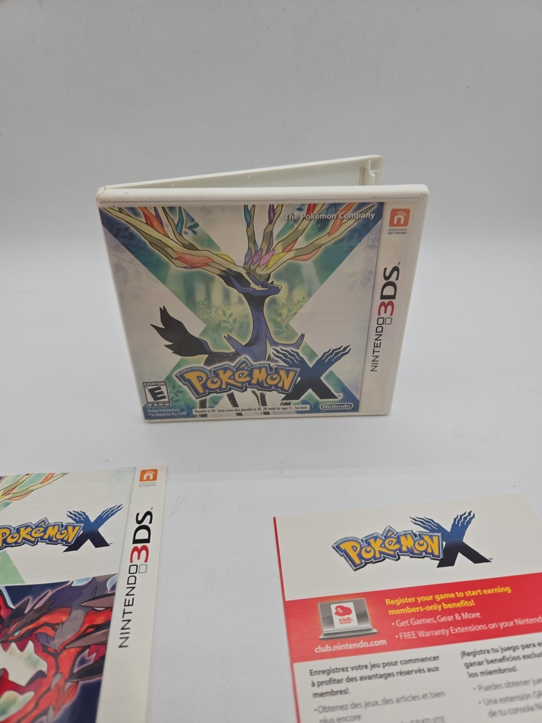 Pokemon x Version Complete In Box Nintendo 3DS 2013 Manual Inserts