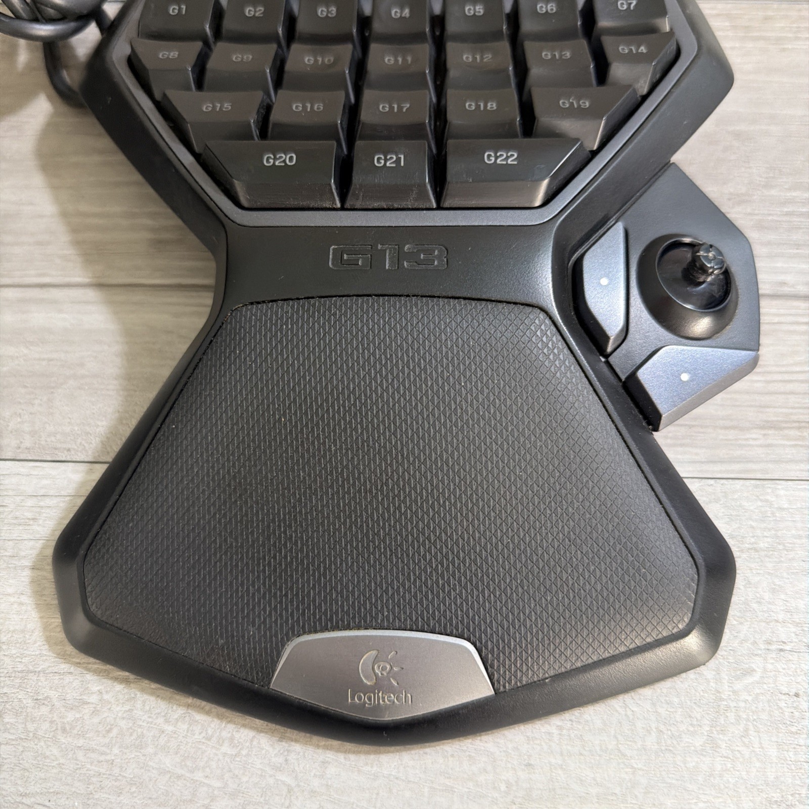 Logitech G13 Advanced Gameboard USB Gaming Pad Controller 25 Key Joystick stick