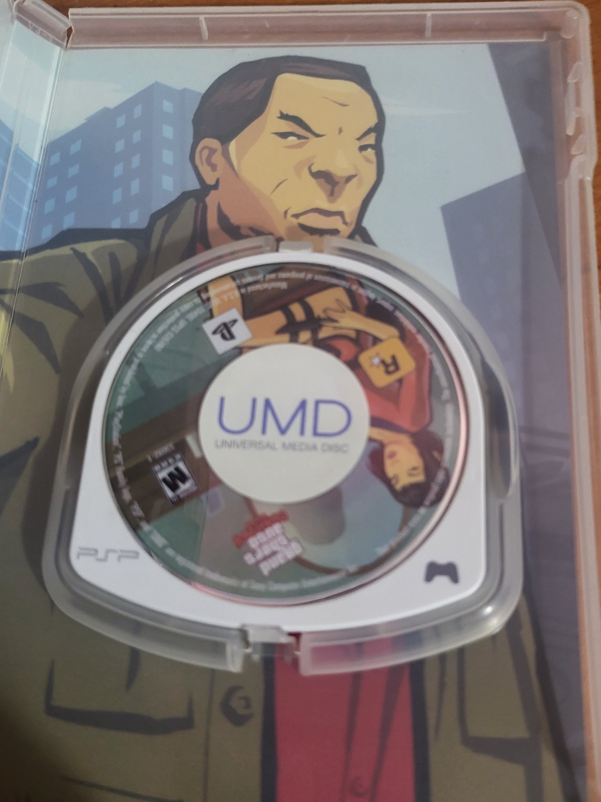 Grand Theft Auto Chinatown Wars Sony PSP, 2009 CIB w/Poster & Manual ~Tested VG
