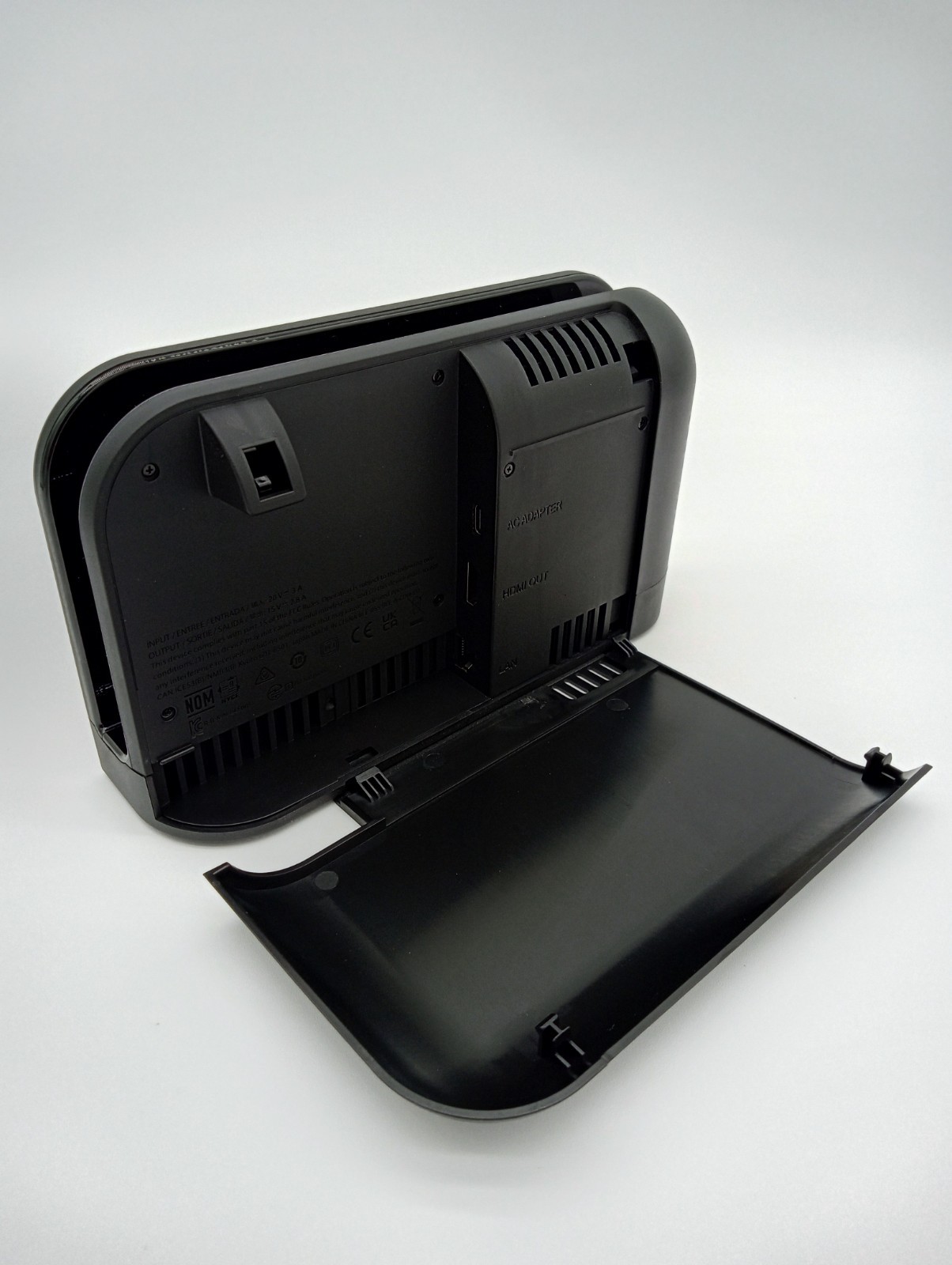 Official Nintendo Switch 2 Dock – Brand New Condition, Fully Working, Fast Ship