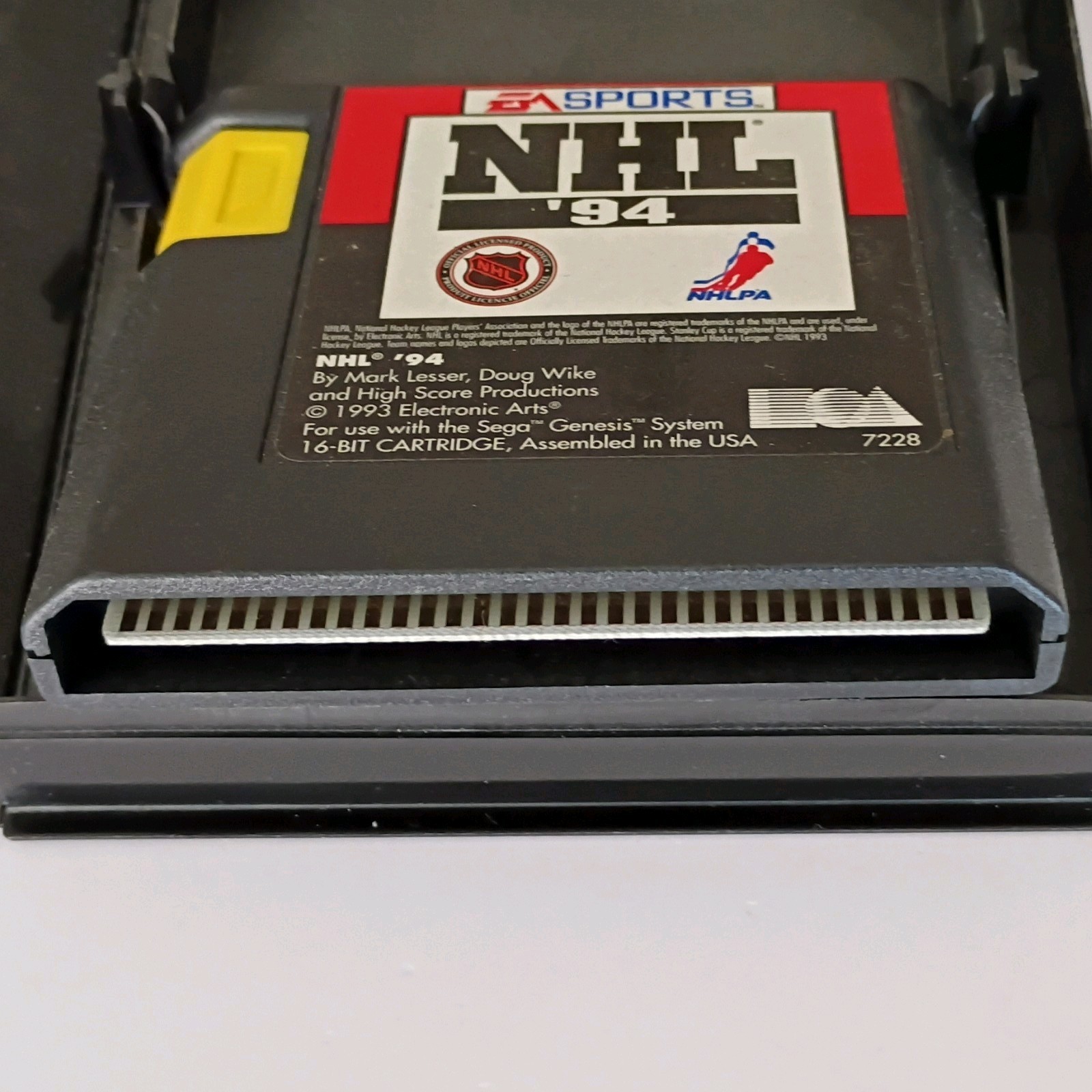 EA SPORTS NHL ’94 for Sega Genesis Complete w/ Manual & Case GA 1993