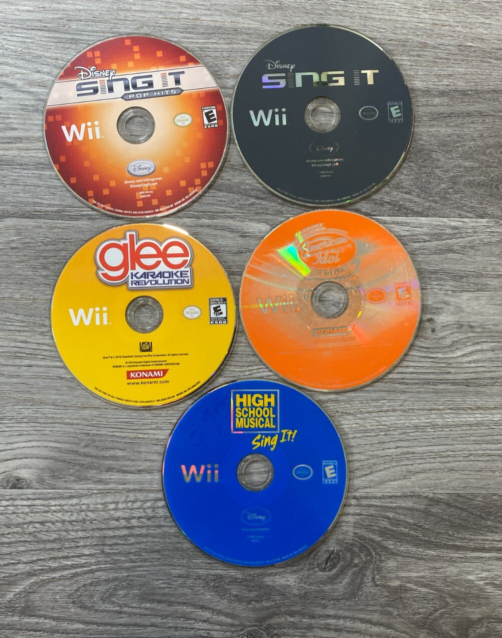 Sing It – American Idol – Glee (Nintendo Wii) DISC Only – Lot – Bundle