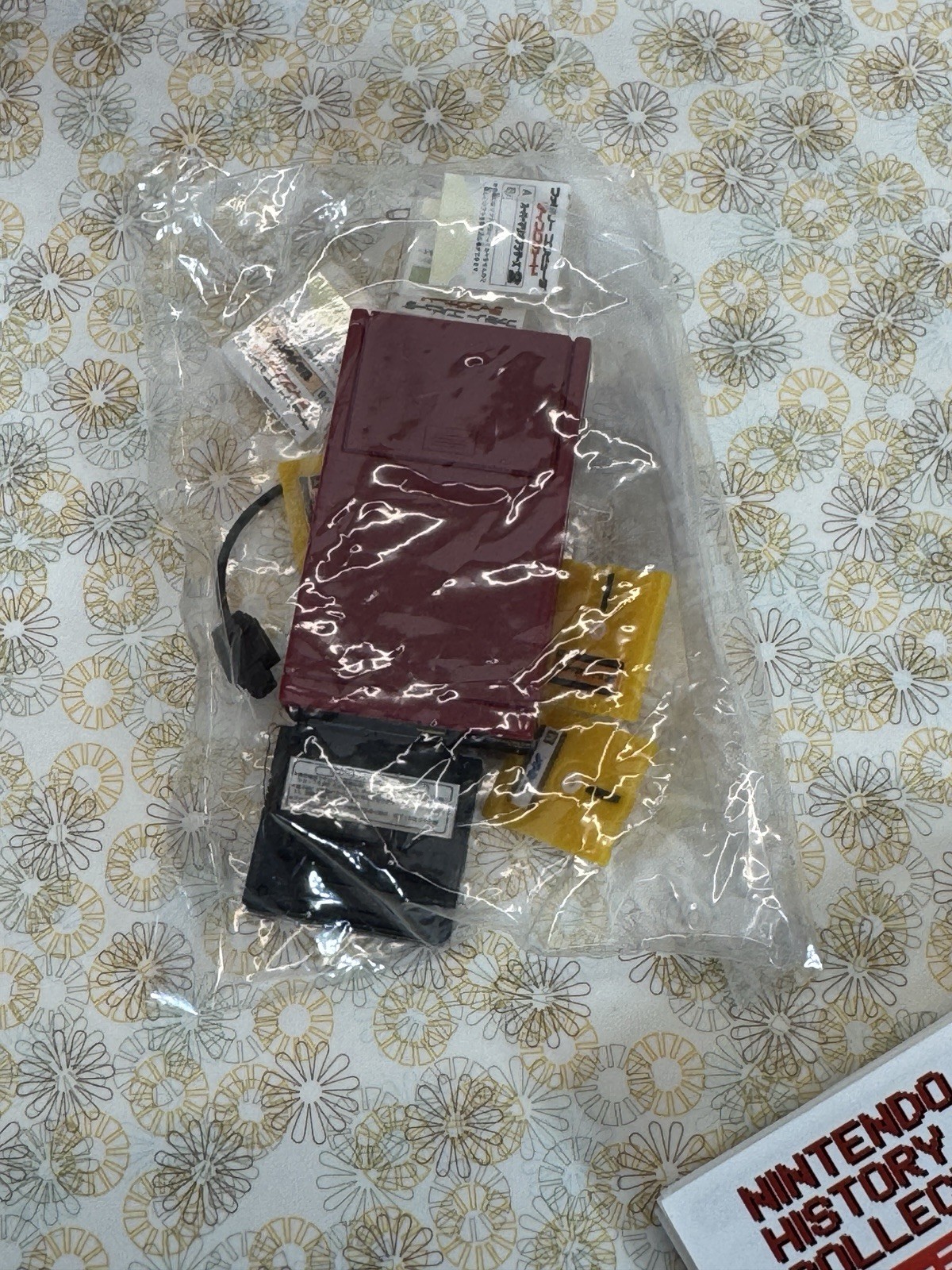 RARE Japanese Gashapon Mini Famicom – Nintendo History Collection DX Blind Box