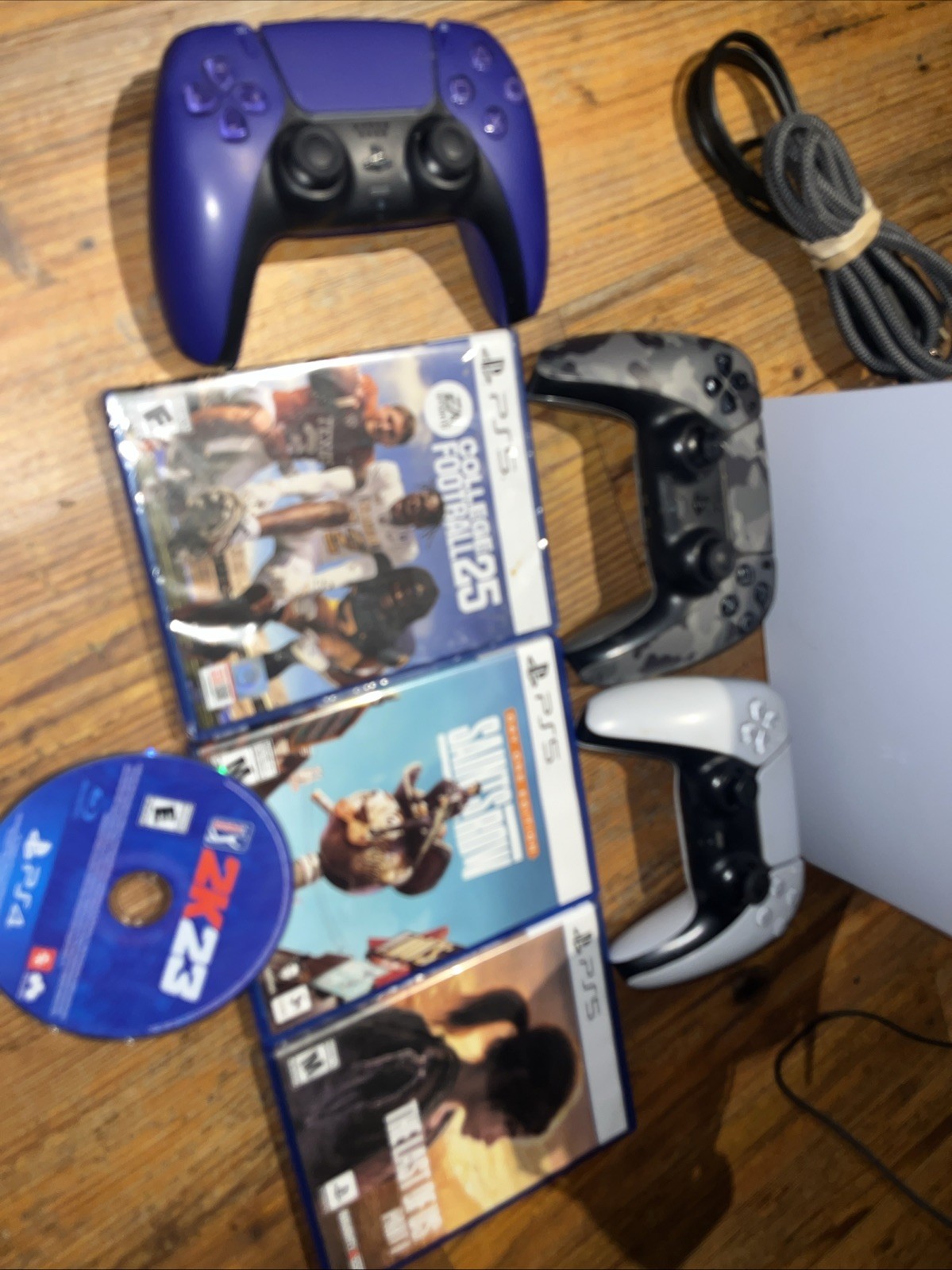 Sony PlayStation 5 DISC EDITION PS5 1TB Console 3x DualSense Controllers 4 Games