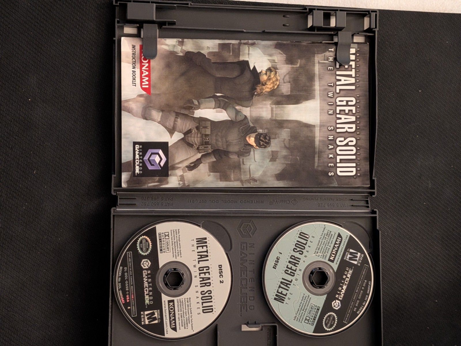 Metal Gear Solid: The Twin Snakes Nintendo GameCube Complete CIB