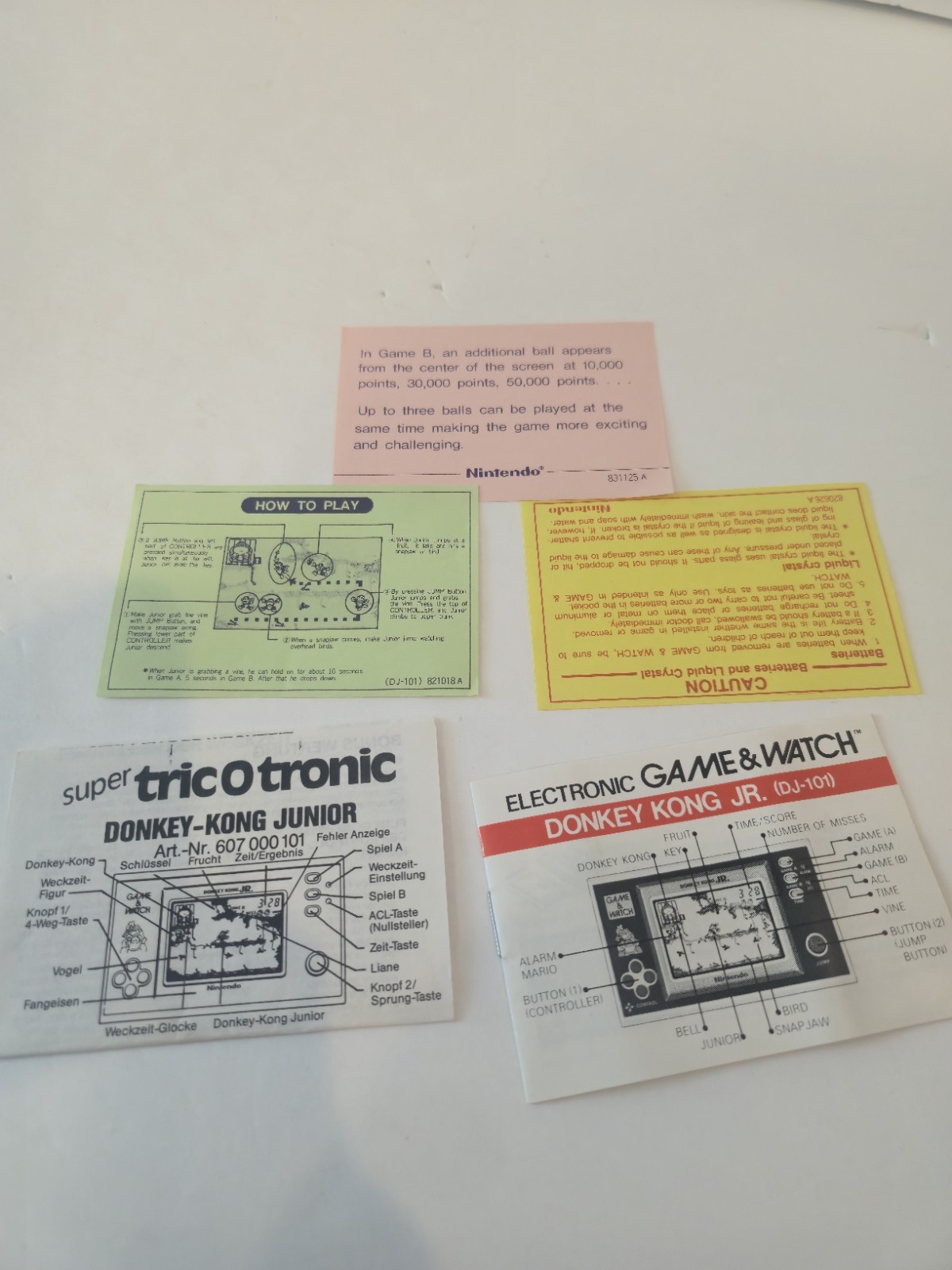 Donkey Kong Jr. Game & Watch (1982) – Complete in Box – 100% Original – Used