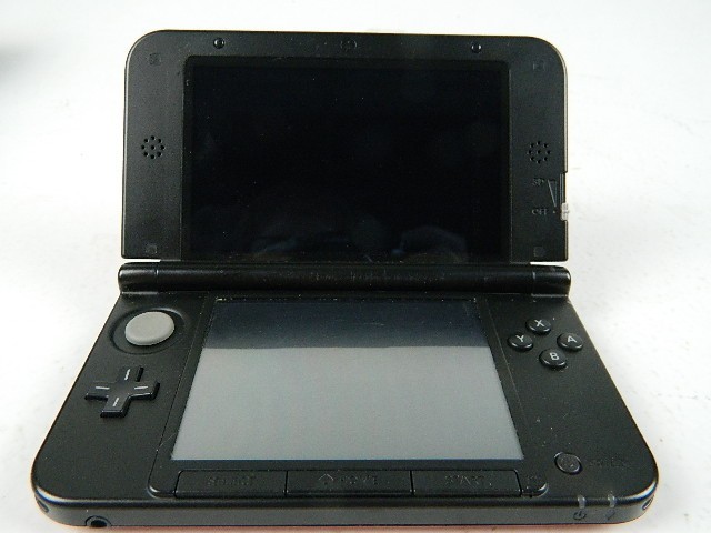 Nintendo 3DS XL Handheld Console System RED-001 w/Charger, 4GB Mem. Card, Case