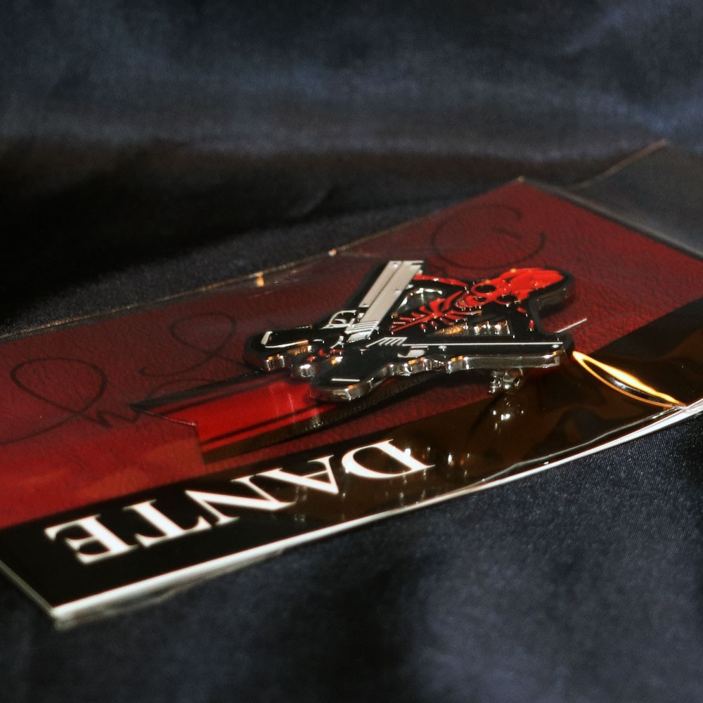 Devil May Cry 5 Dante Emblem Brooch Capcom Store Limited Edition DMC Pin Badge
