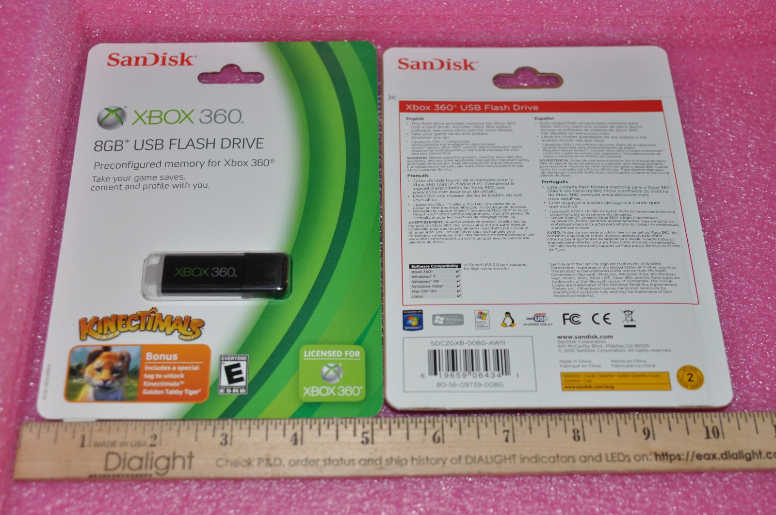 Brand New Xbox 360 8GB USB 2.0 Flash Drive SanDisk Official Microsoft Licensed