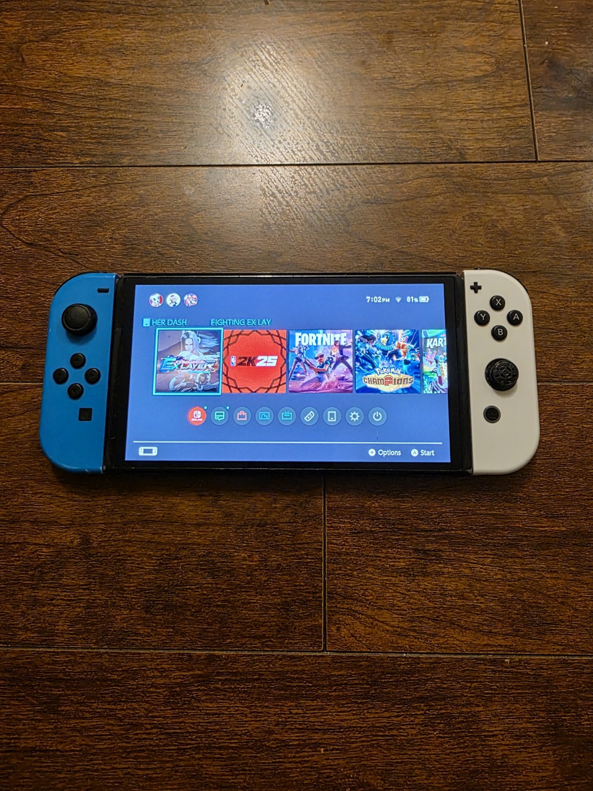 Nintendo Switch OLED Model – 64GB/White (HEGSKAAAA)