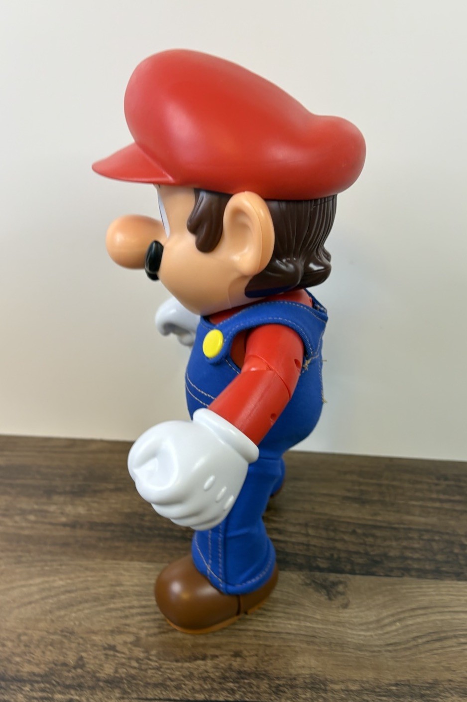 Mario Large 12” Poseable Talking Figure It’s A Me Mario Nintendo Jointed VIDEO