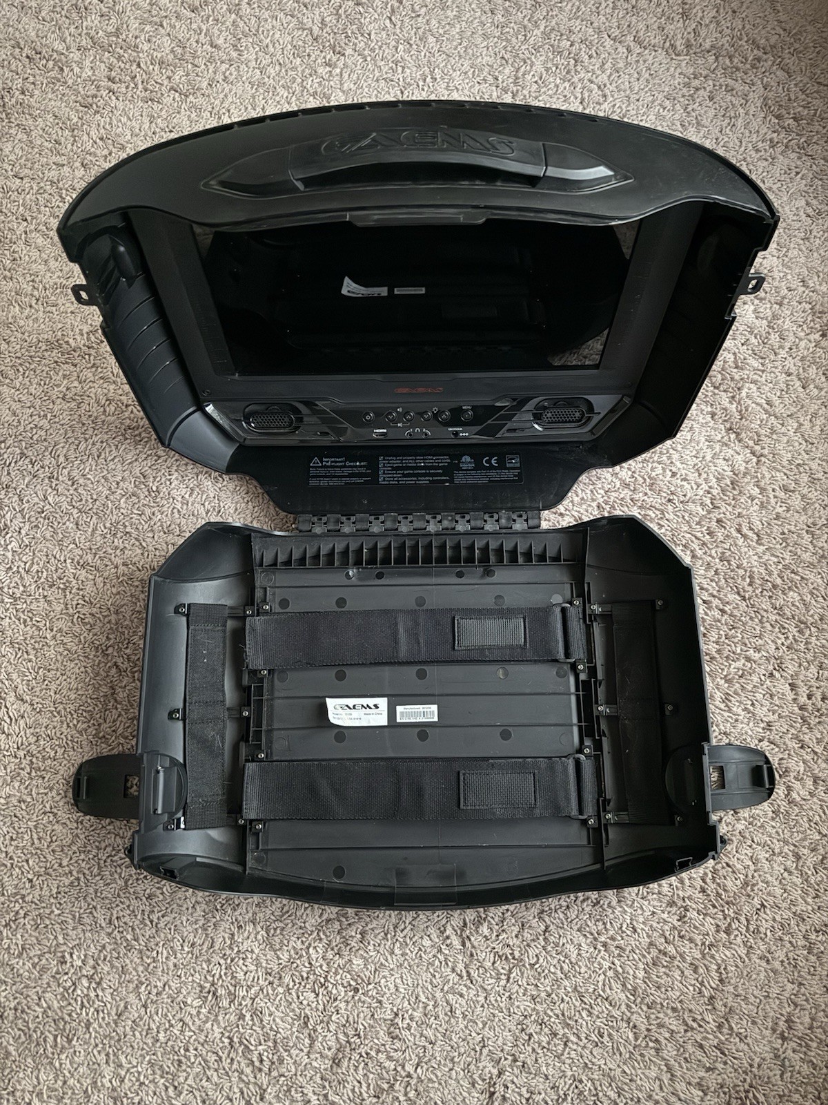 GAEMS Portable Monitor/Console Case w/ Screen, Black Multi-Platform