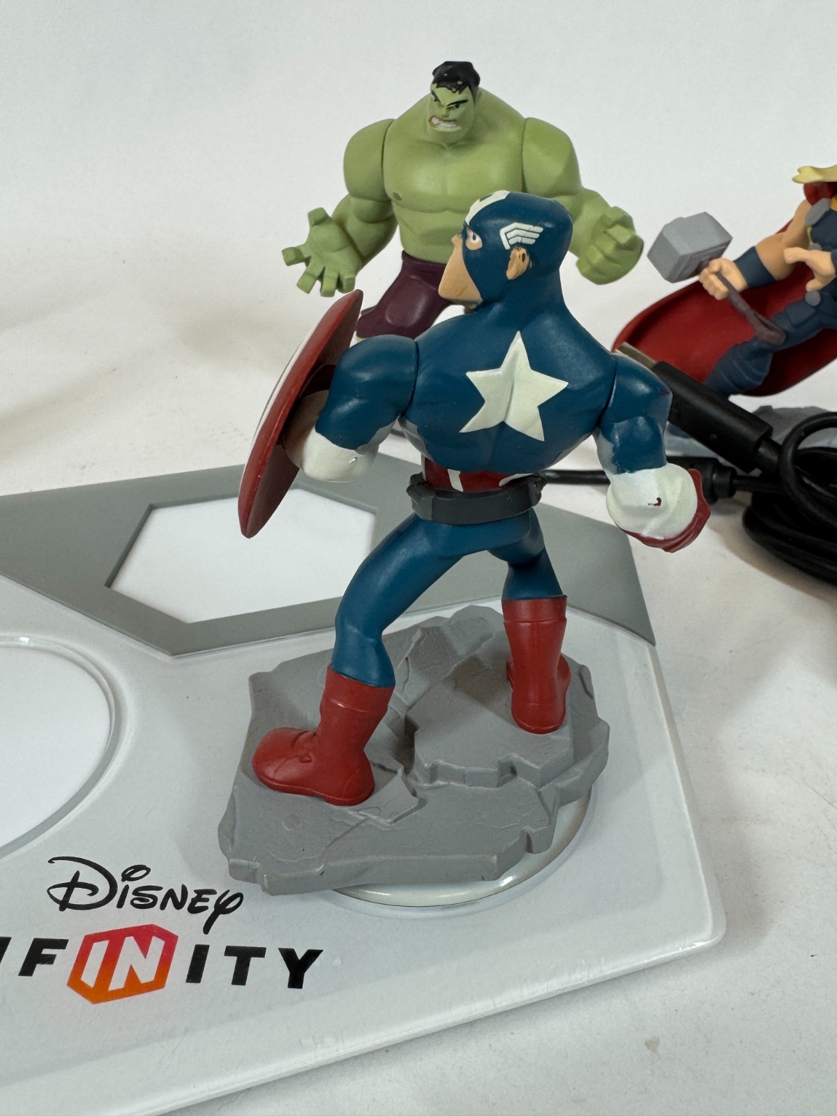 Disney Infinity 2.0 Marvel Avengers Figures Iron Man Hulk Thor Captain America