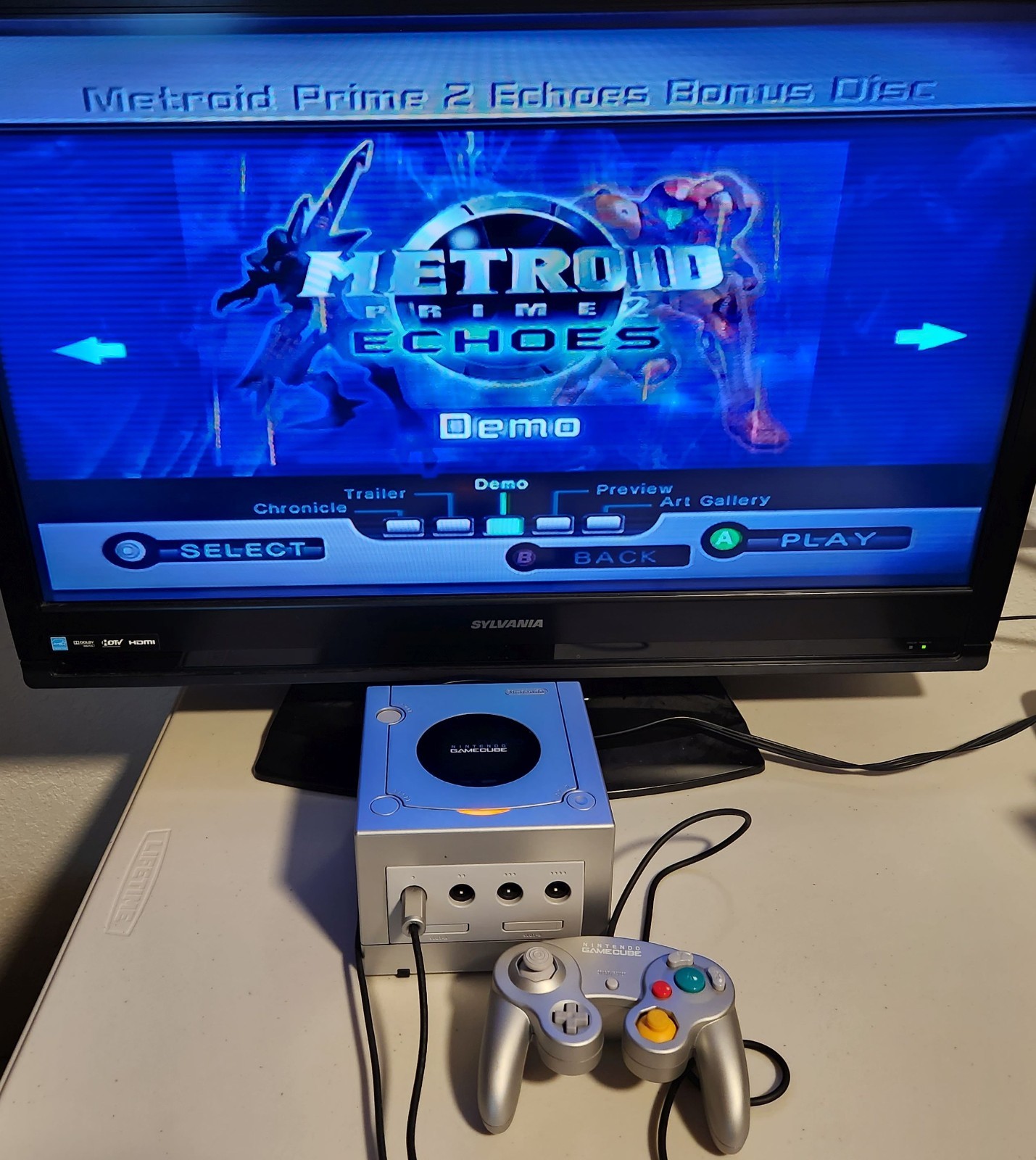 Nintendo GameCube Platinum Metroid Prime Bundle with Box and Manuals
