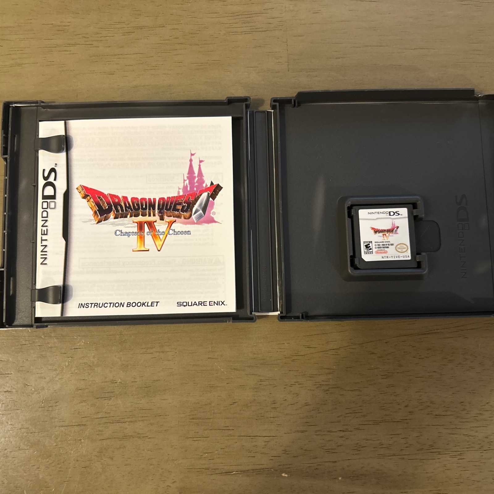 Dragon Quest IV: Chapters of the Chosen CIB Nintendo DS