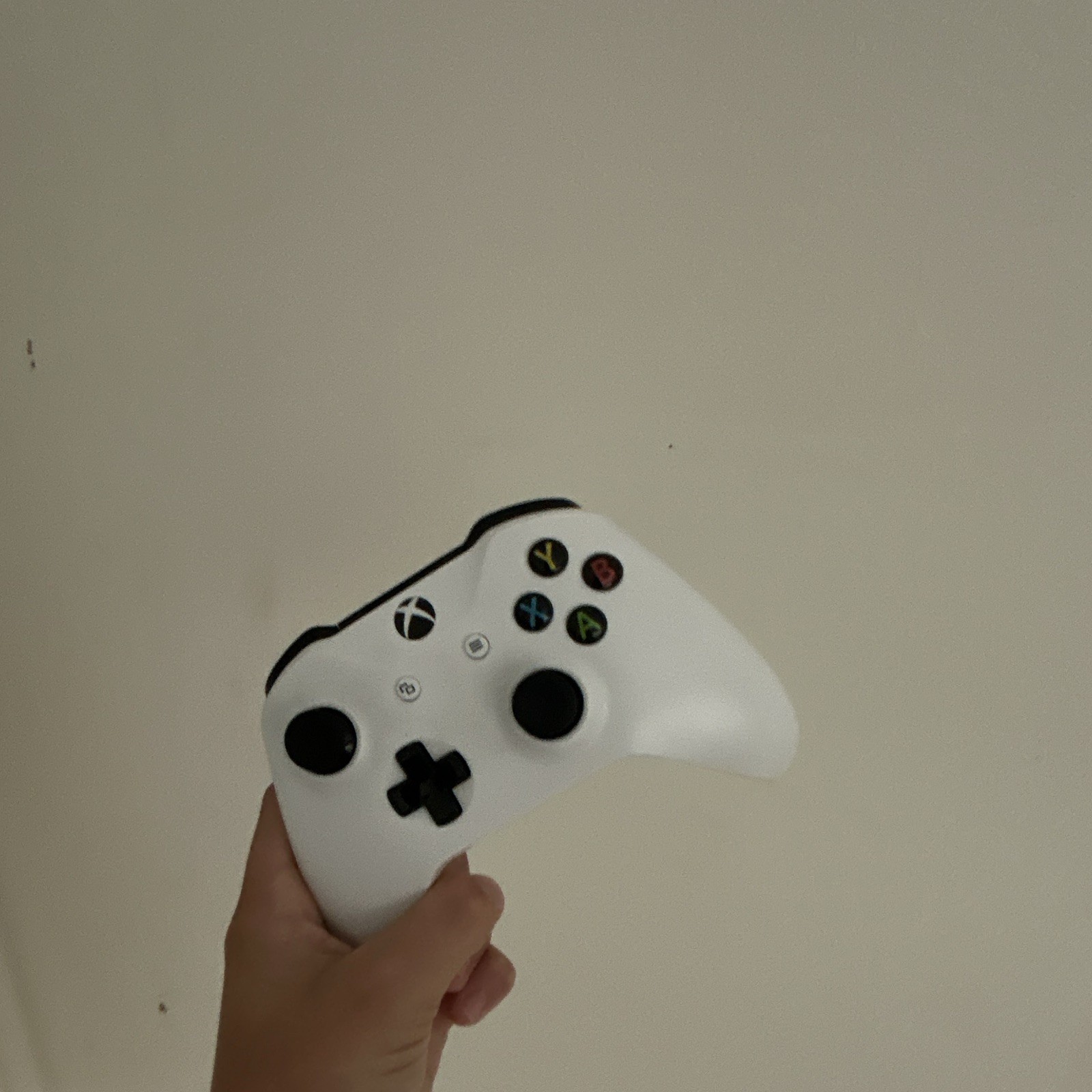 Microsoft Xbox One S 1TB White Console w/ White Controller 4K Wi-Fi HDMI