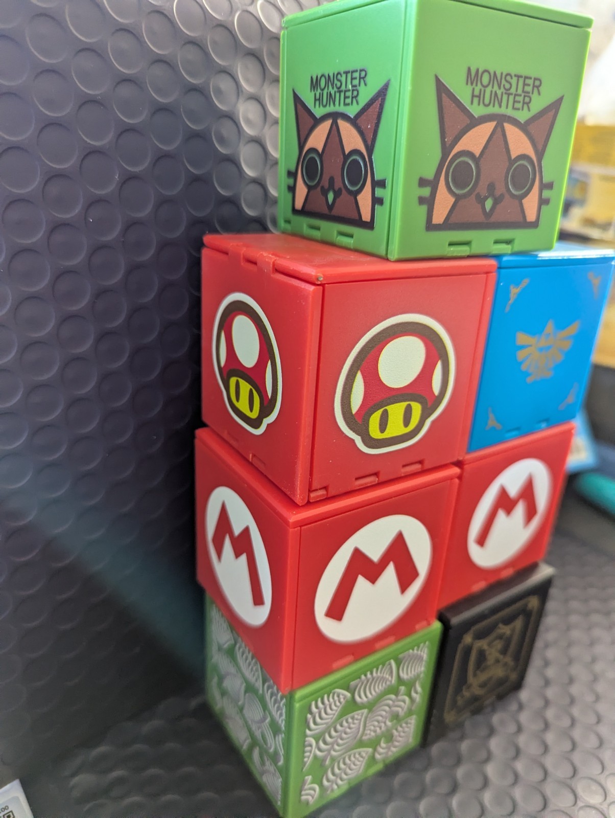 7 Unbranded Mario Nintendo Switch Video Game 12 Cartridge Cube Carrier Holder