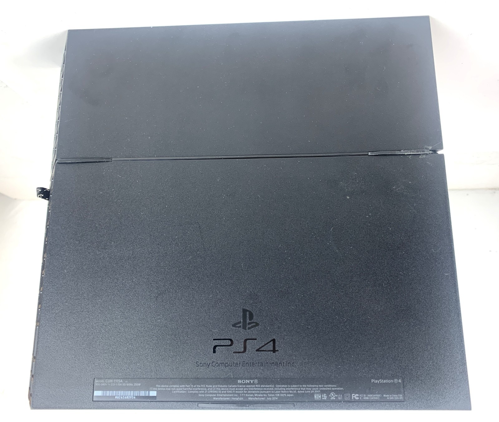 Sony PlayStation 4 PS4 500GB Console Bundle HDMI Black – With Box.