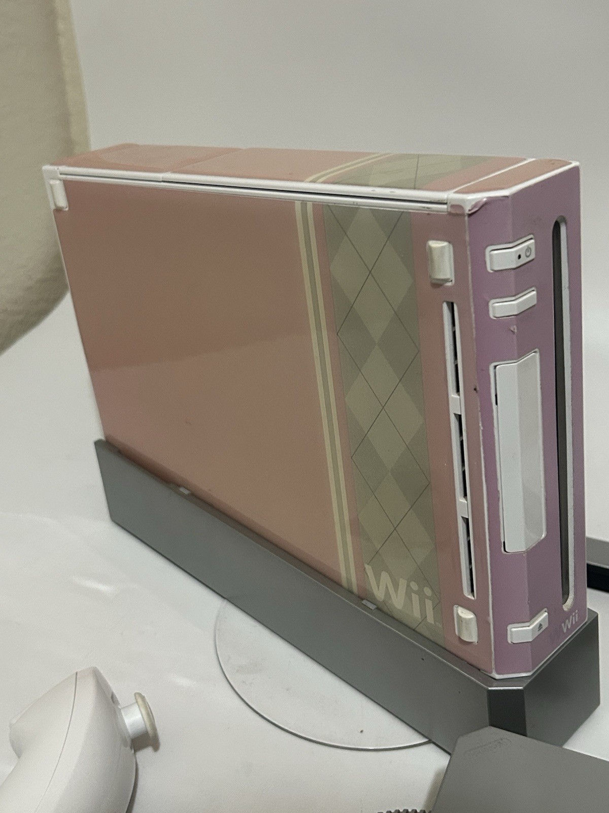 Nintendo Wii Console RVL-001 Bundle Controller Cords Tested Works /w Pink Wrap