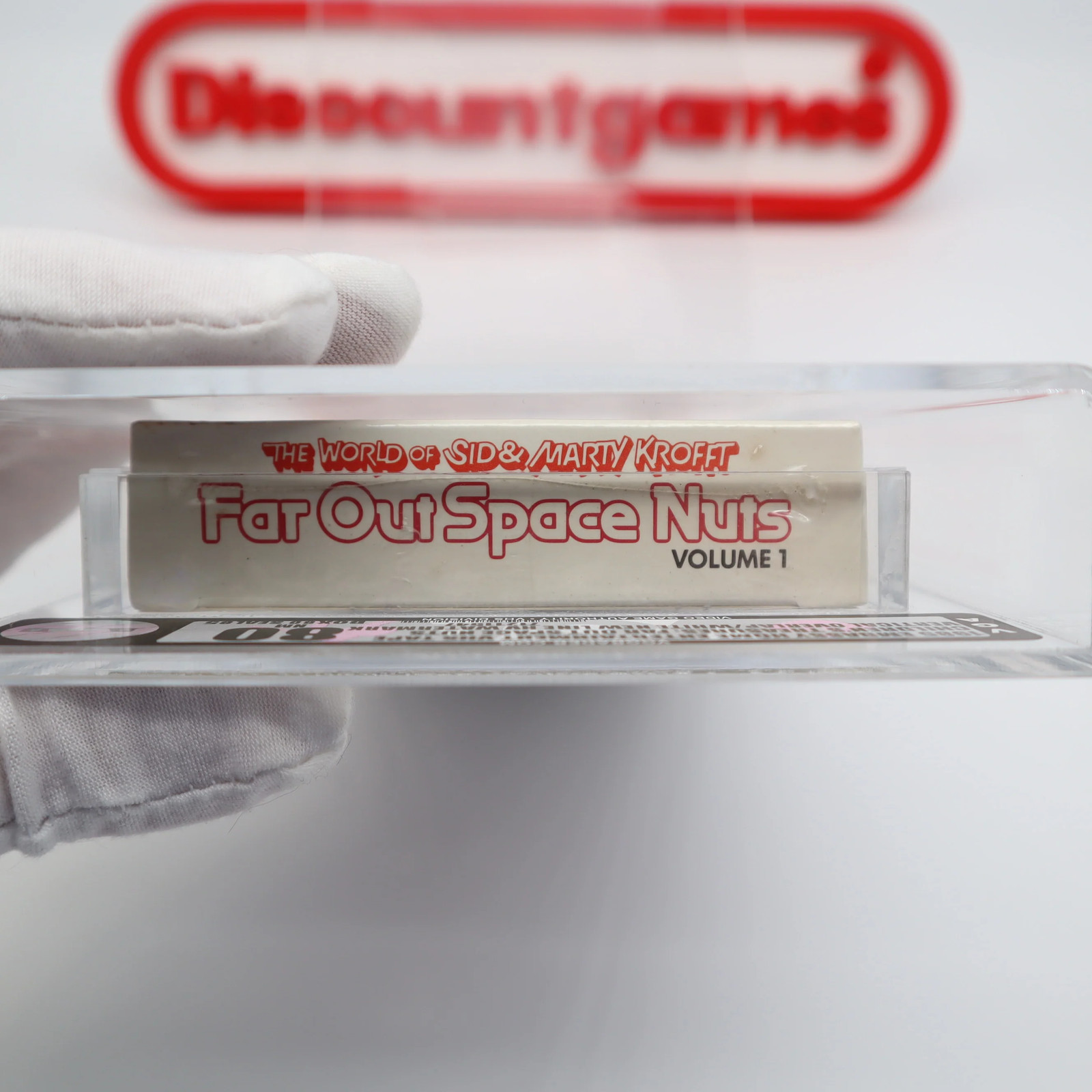 VHS FAR OUT SPACE NUTS – VGA GRADED 80 NM SILVER 85 SEAL! NEW & Factory Sealed!