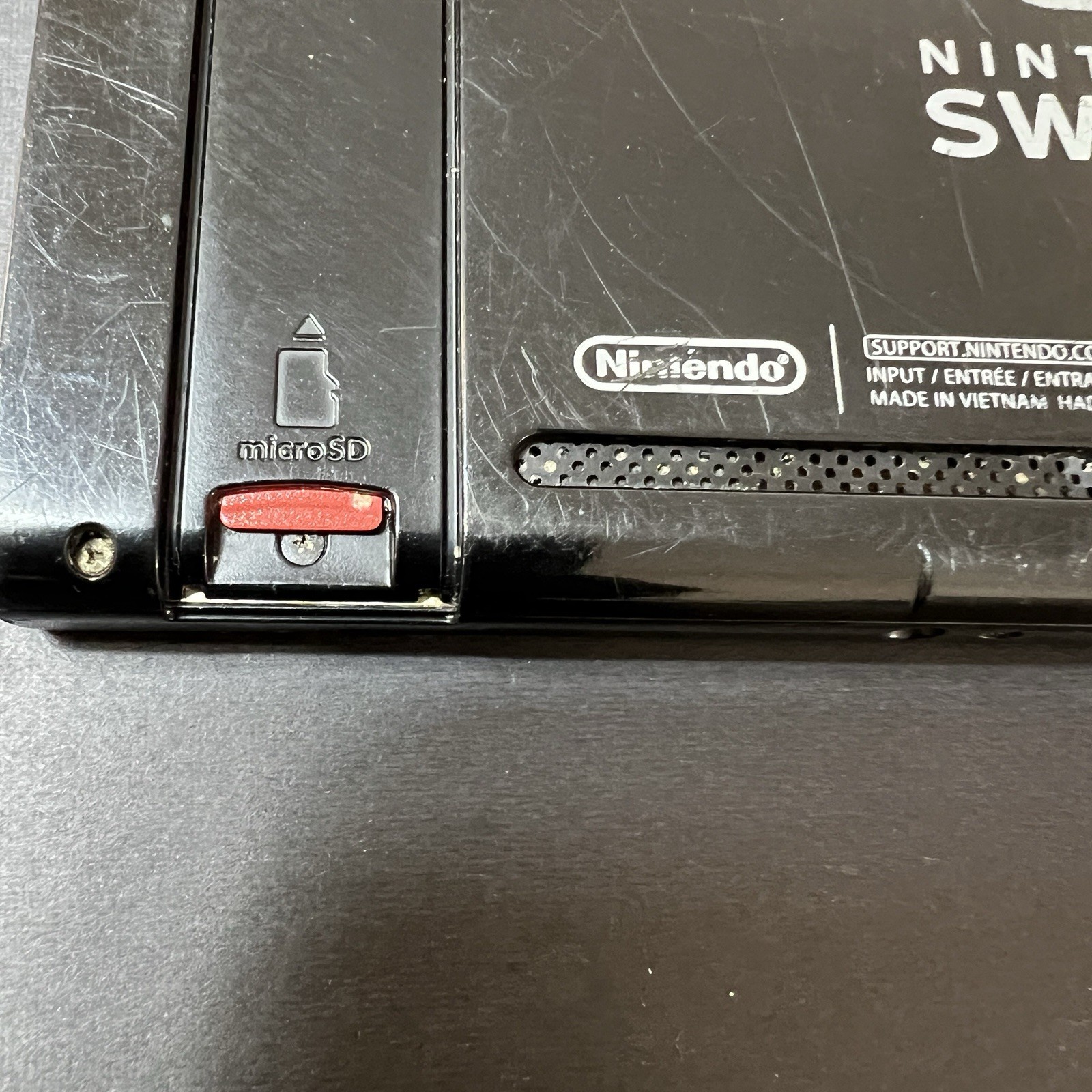 Nintendo Switch V2 Console (HAC-001-01) Bundle 3 games Docking Station Mario Str