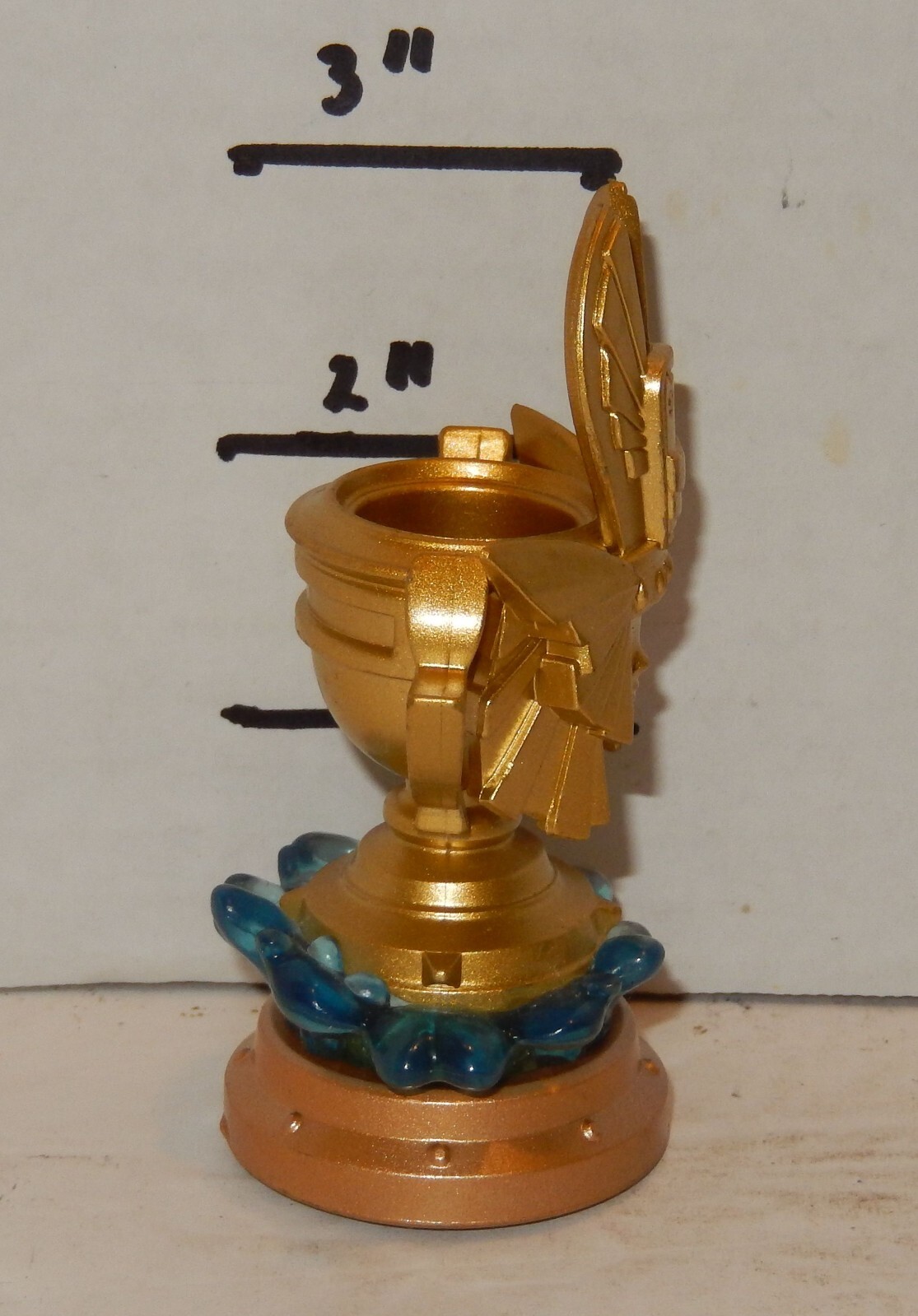 Activision Skylanders Superchargers Golden Queen Sea Trophy Replacement Figure
