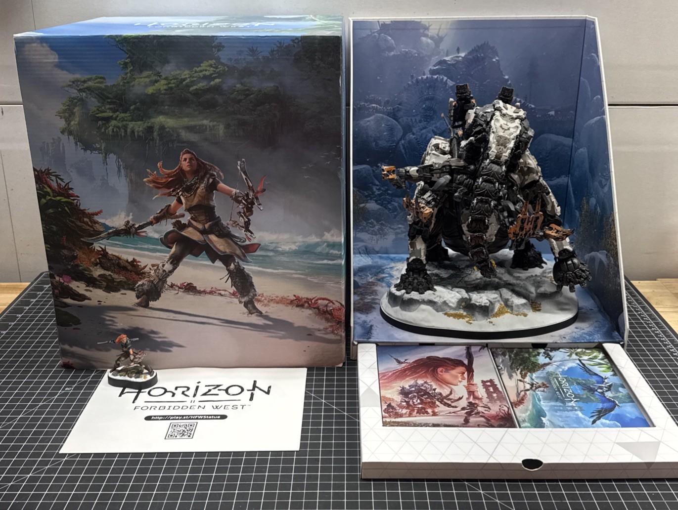 Horizon Forbidden West Collector’s Edition Tremortusk + Aloy Statue Figure Only