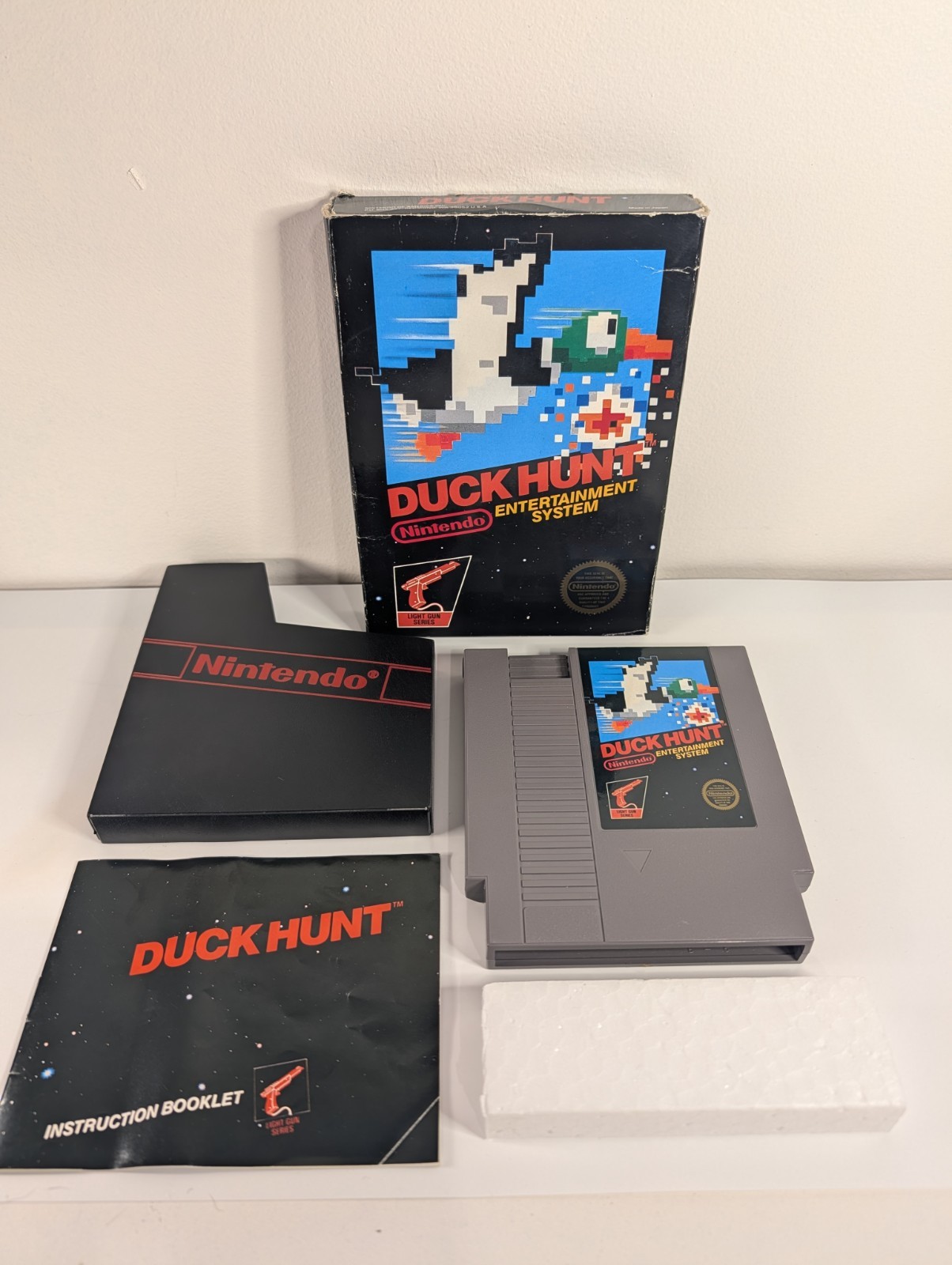 Duck Hunt – Nintendo NES, Complete In Box, 5 Screw, Hang Tab, OEM Mint Cartridge
