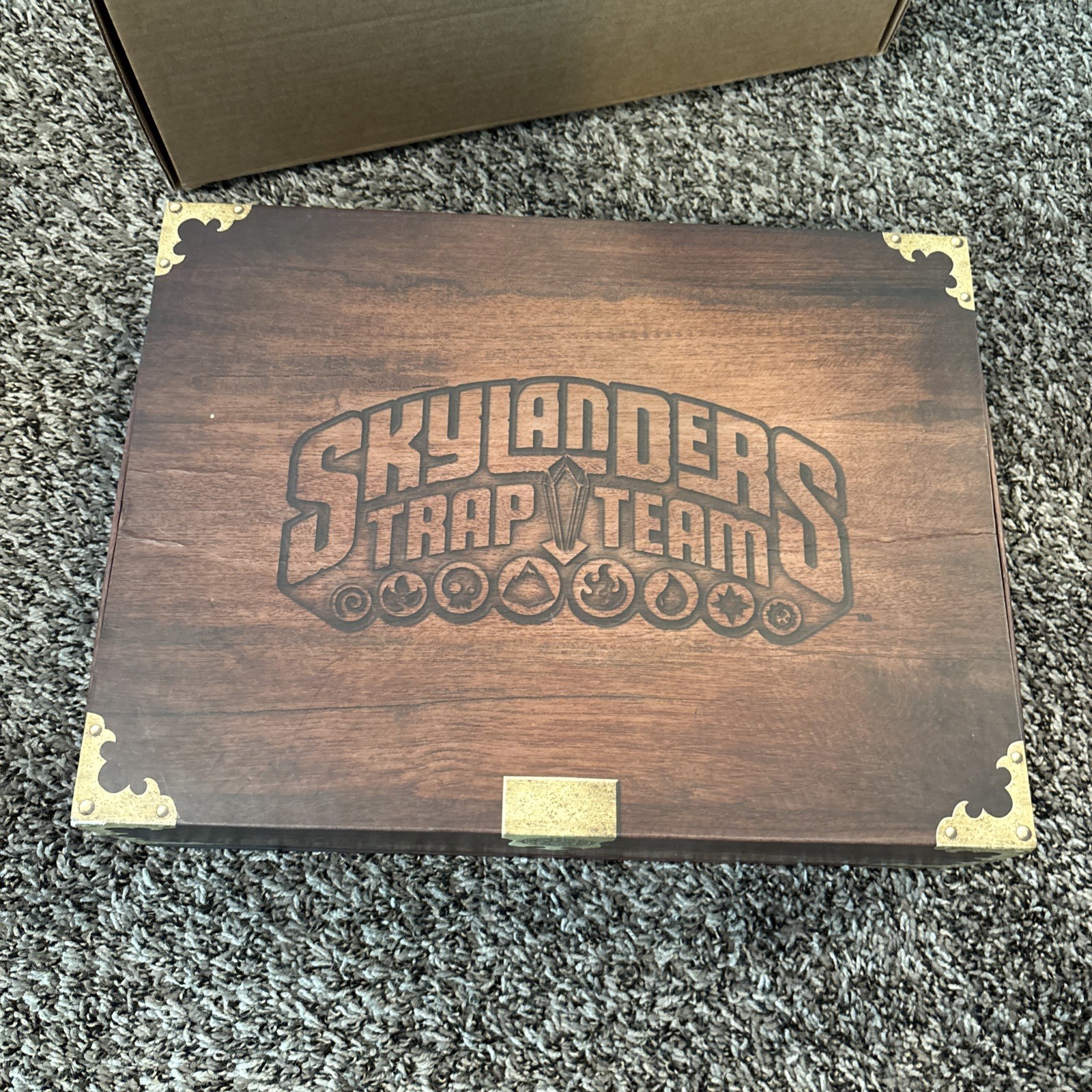 Skylanders Trap Team Storage/Display Chest Case Collectors Box Missing Insert