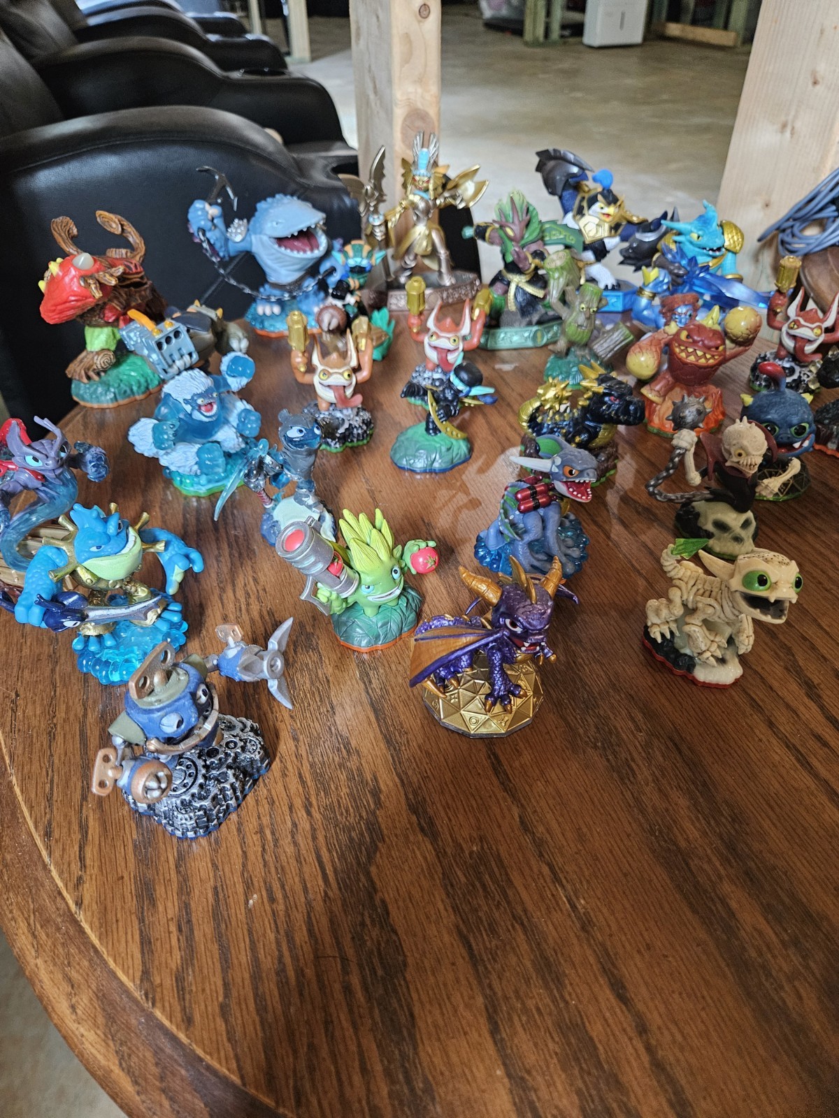 Skylanders Elite Spyro Massive Collection Of 46 With Portals