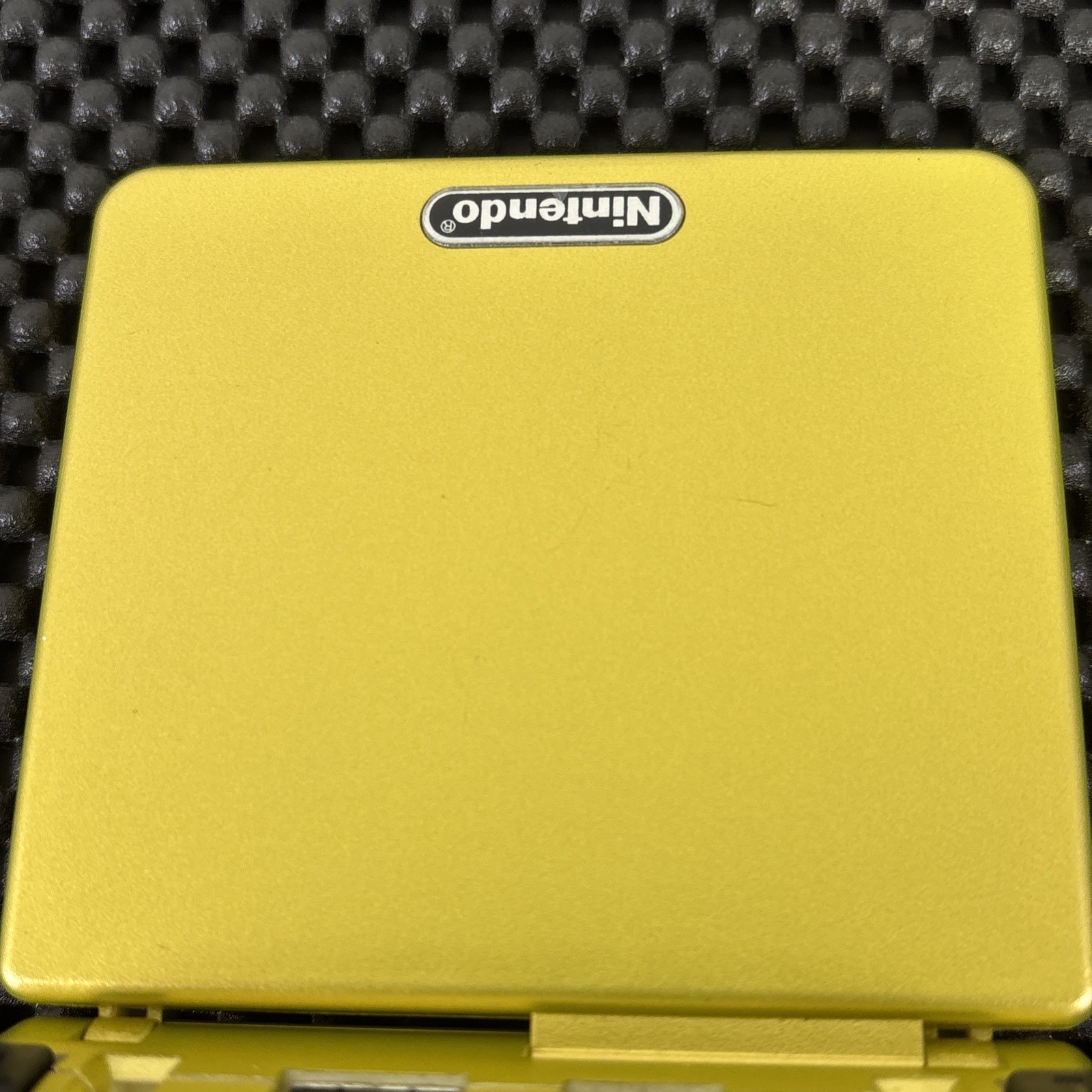 Nintendo Game Boy Advance SP Gold w/Tony Hawk’s Underground 2 OEM Charger