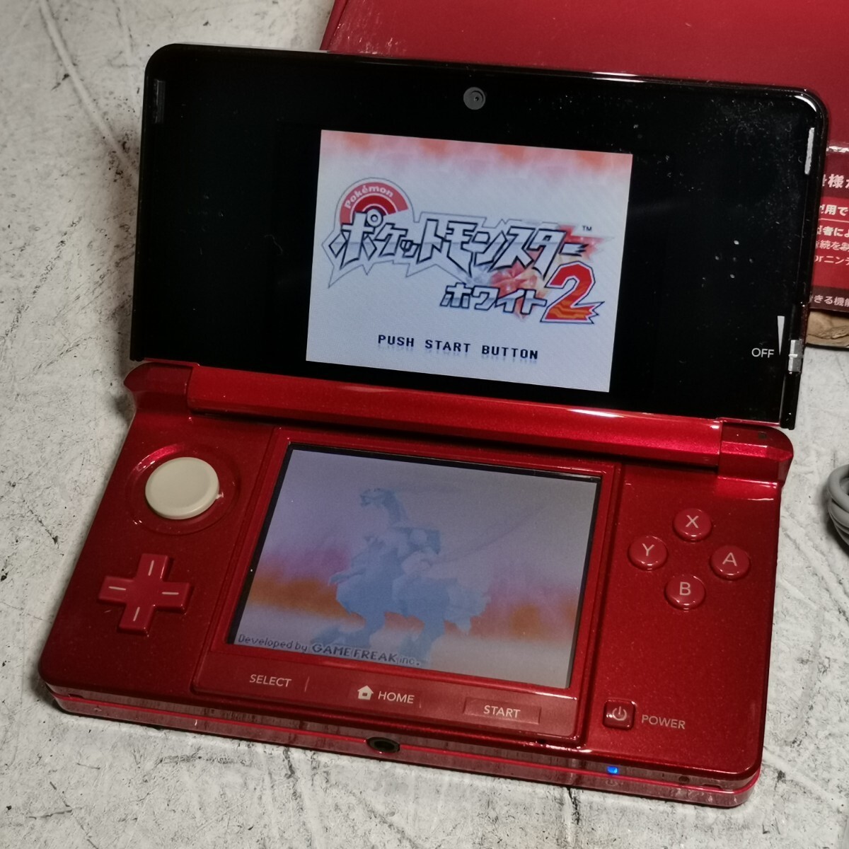 Nintendo 3DS CTR-001 Handheld Console With Original Box Used Condition