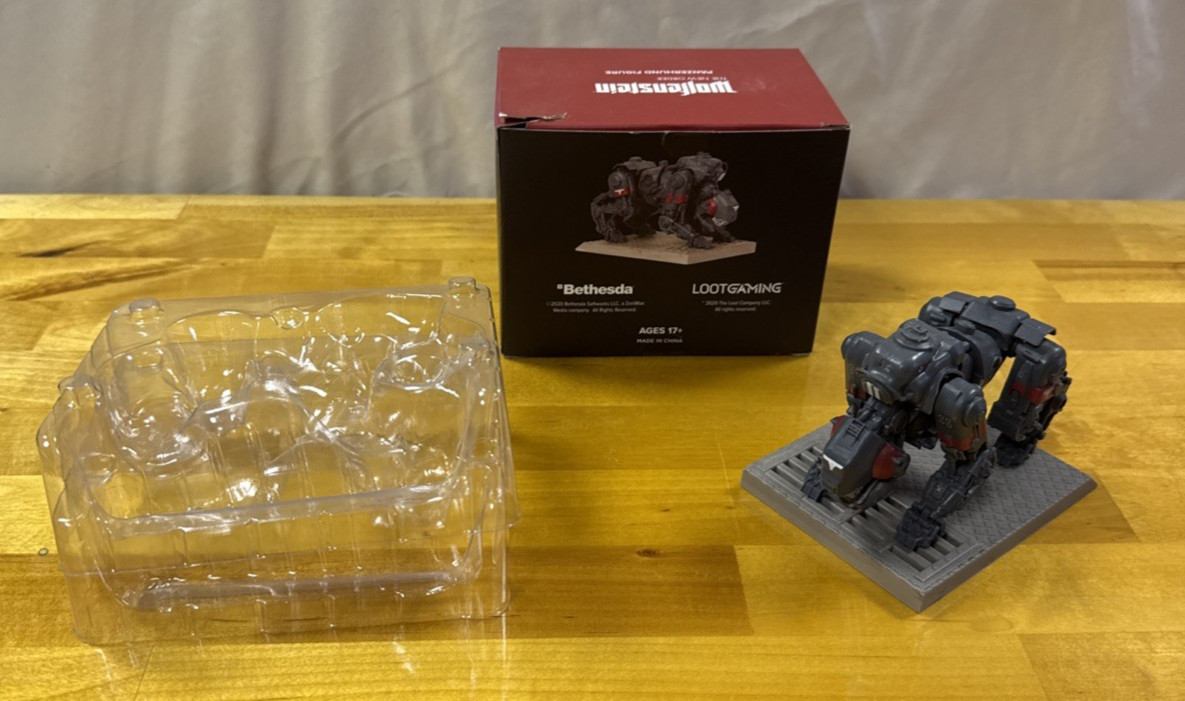 Wolfenstein New Order Panzerhund Figure Loot Crate Exclusive Bethesda in EUC