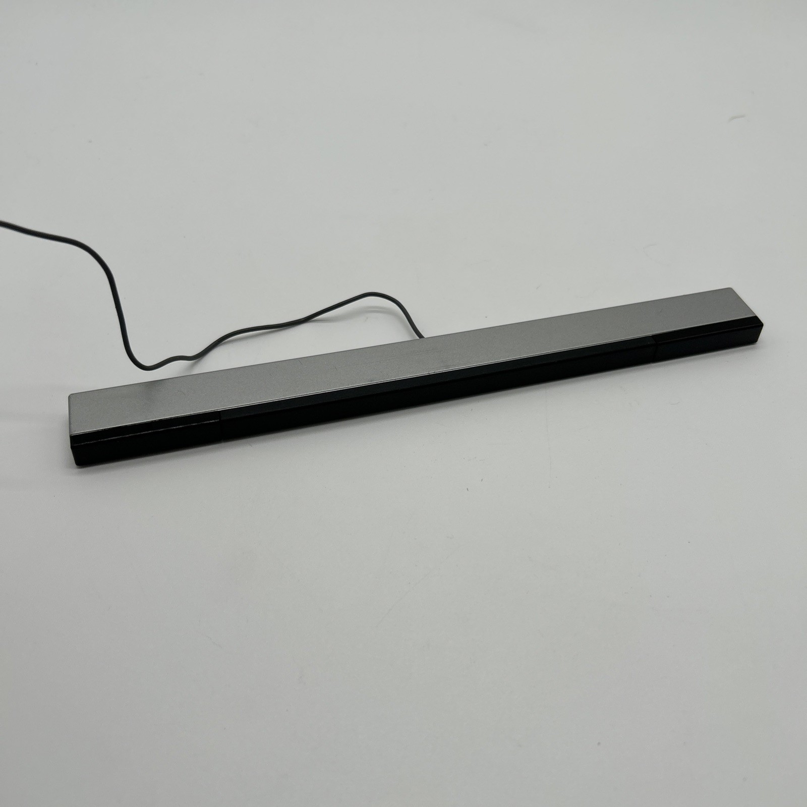 Nintendo Wii OEM Sensor Bar Wired Official RVL-014 For Wii And Wii U Very Good