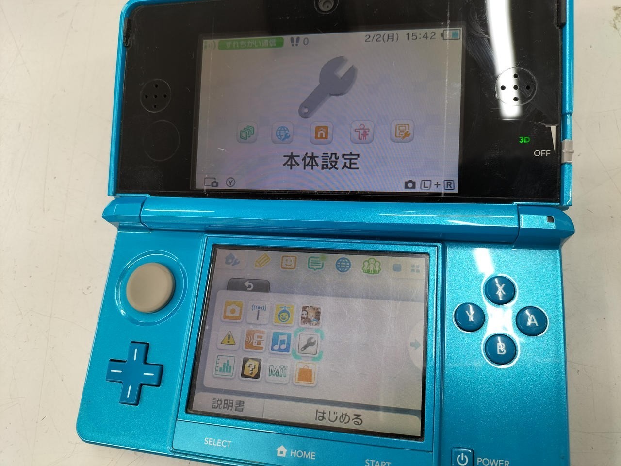 Nintendo 3DS Light Blue CTR-001 Retro Gaming Console Portable System A2651