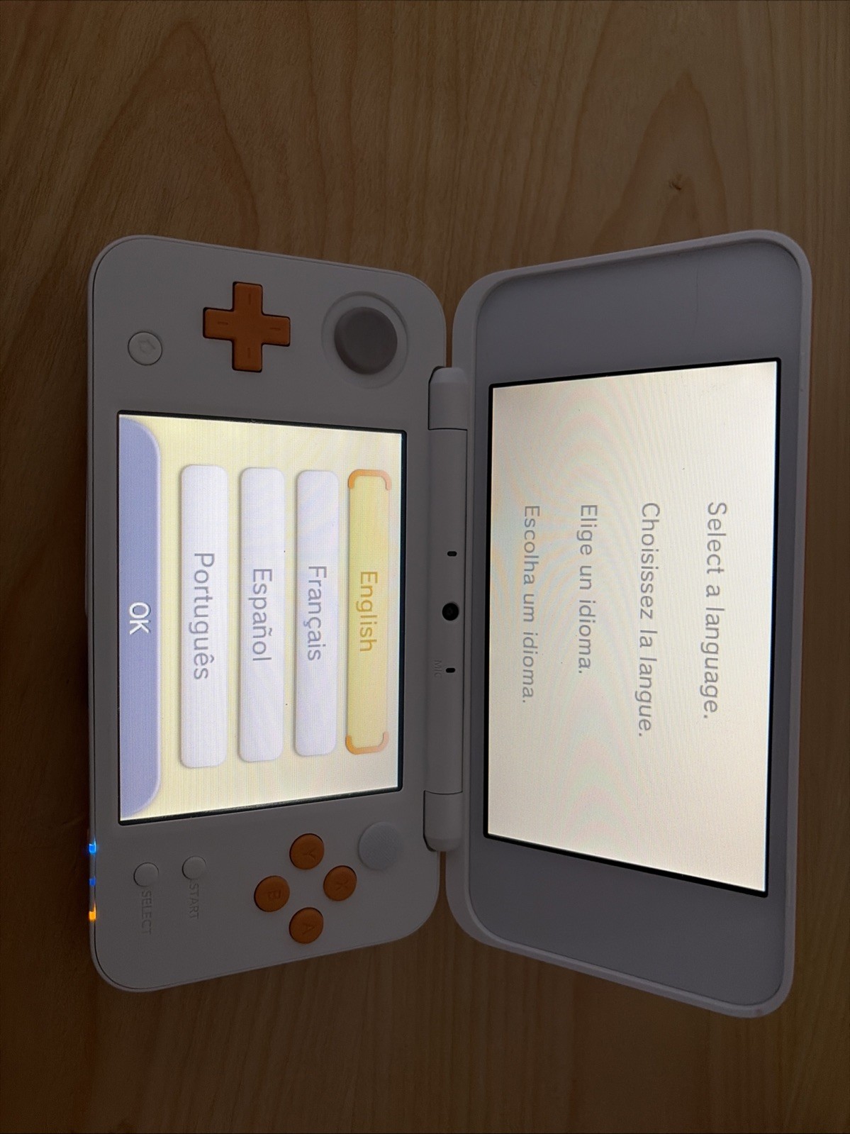 Nintendo 2DS XL Console – White/Orange