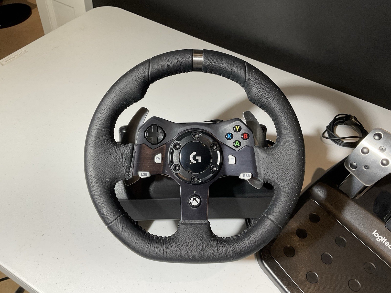 Logitech G G923 USB Steering Wheel + Pedals PC, Xbox – Black Excellent Condition