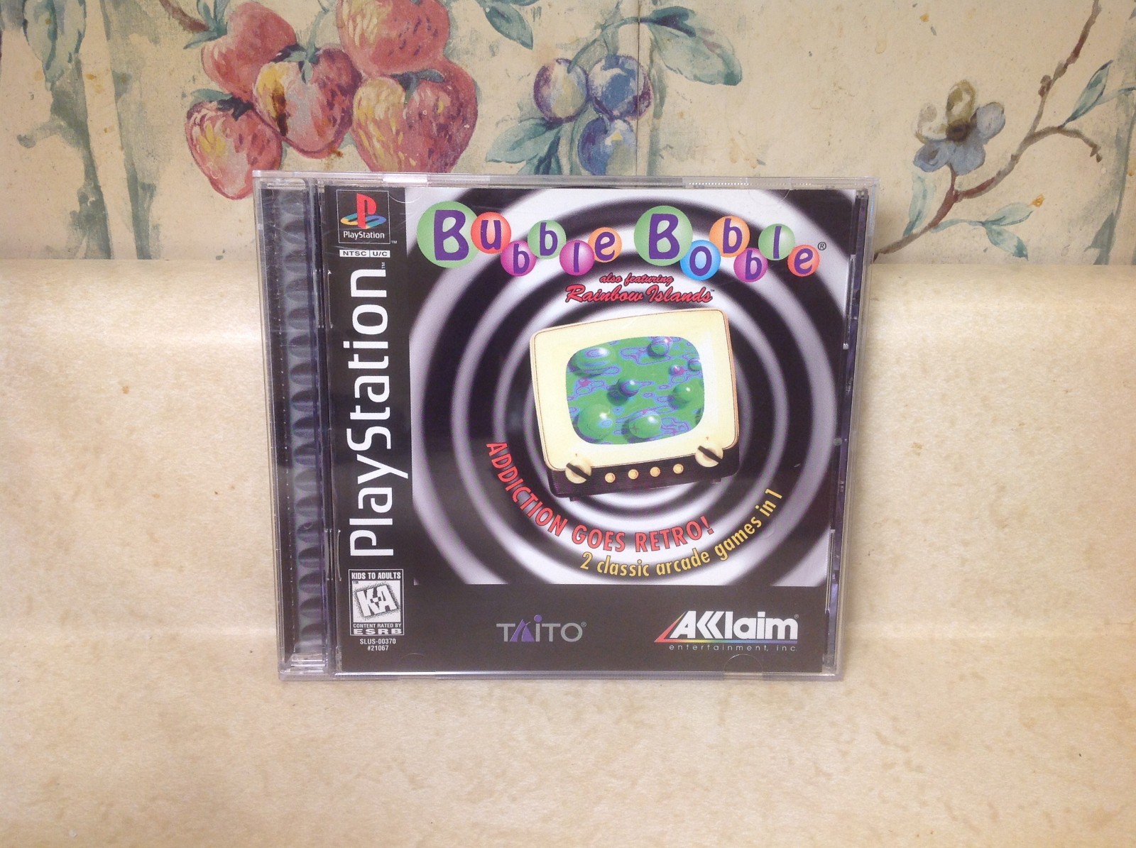 Sony Playstation 1 BUBBLE BOBBLE Featuring Rainbow Islands Manual & Reg. Card
